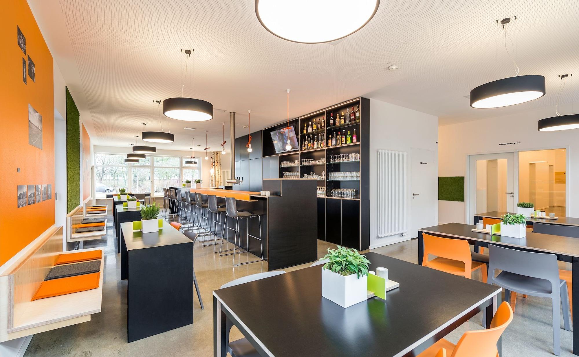 Bar/Salón moveINN
