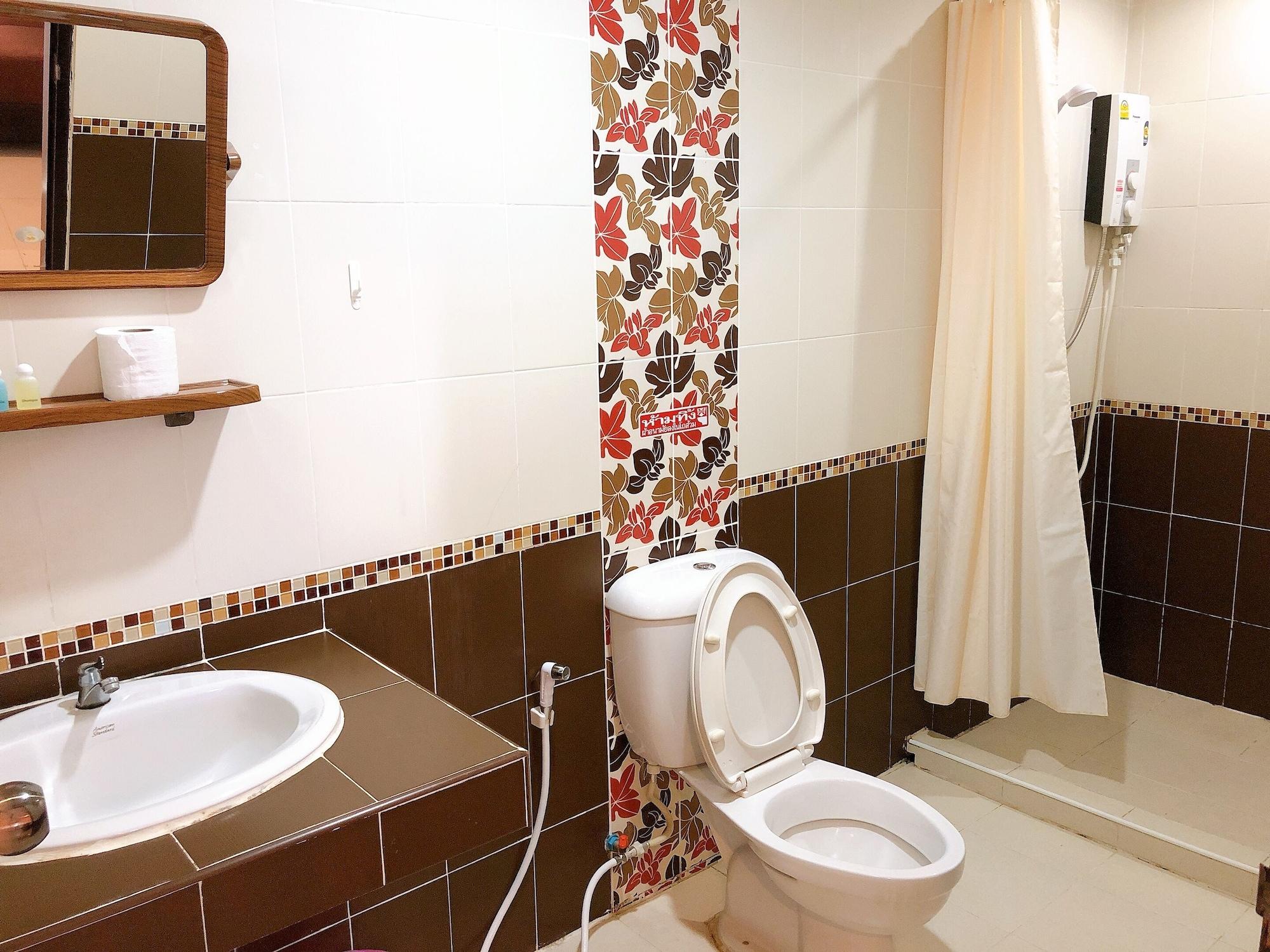 Equipamiento de Habitación Puwanon Place