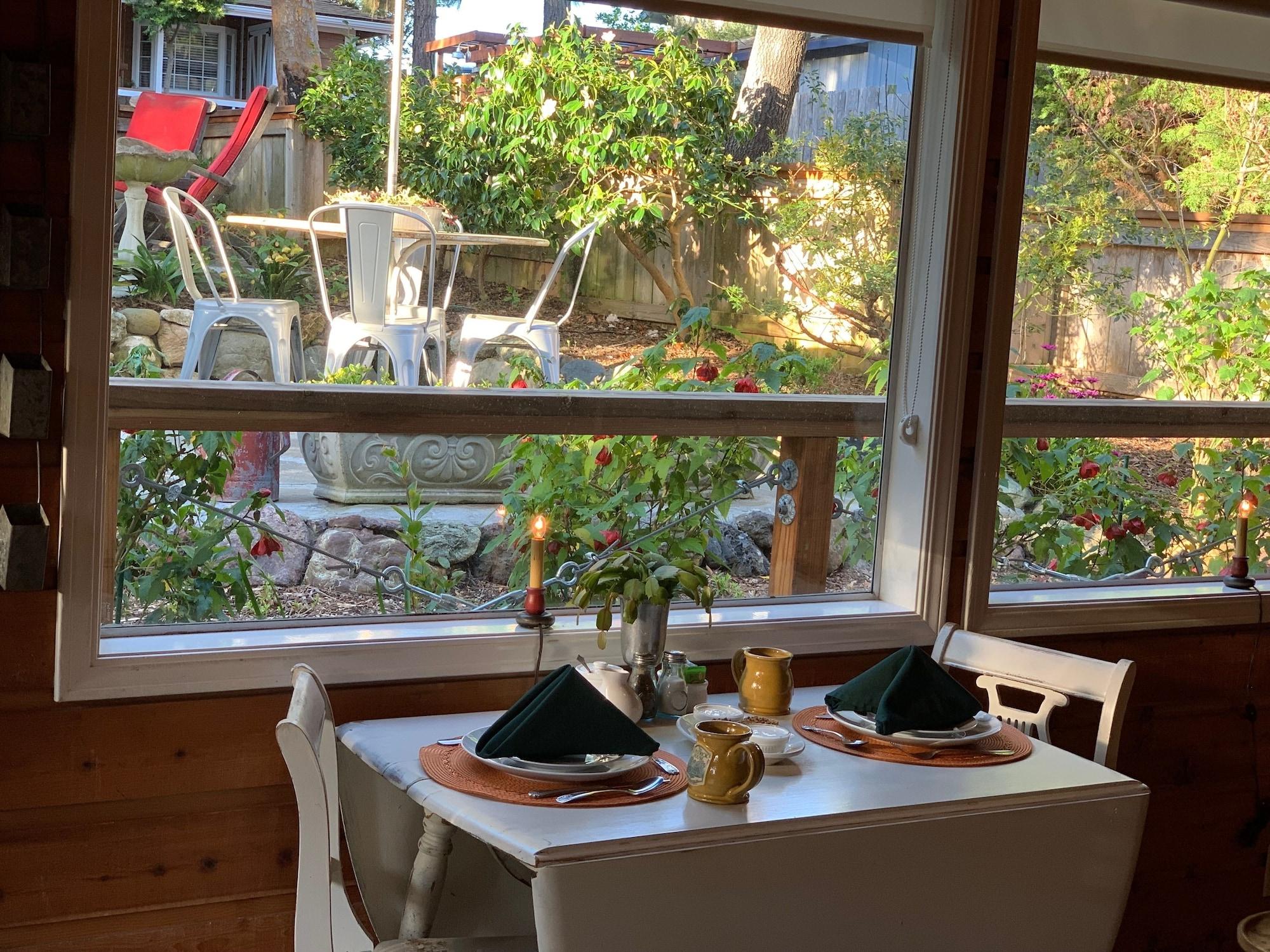 Restaurant J Patrick Inn