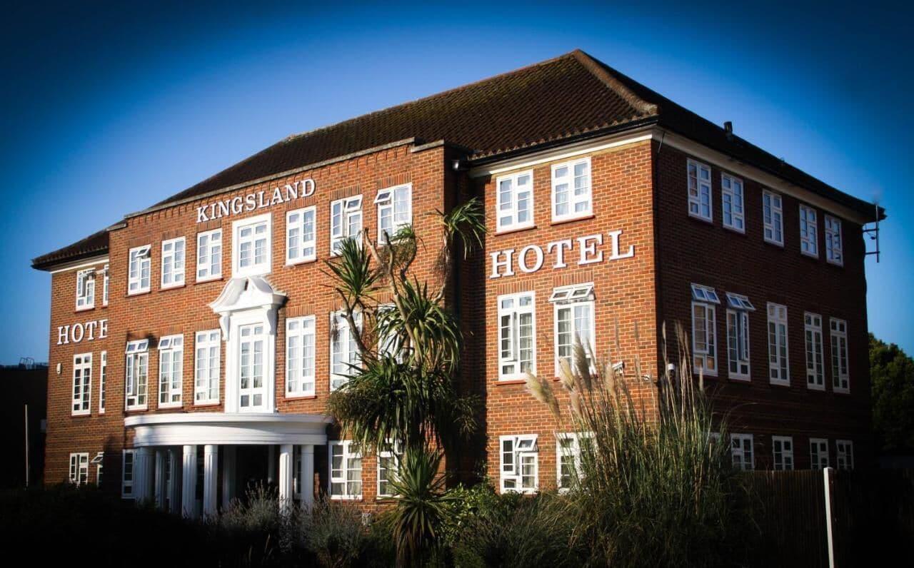 Vista Exterior Kingsland Hotel
