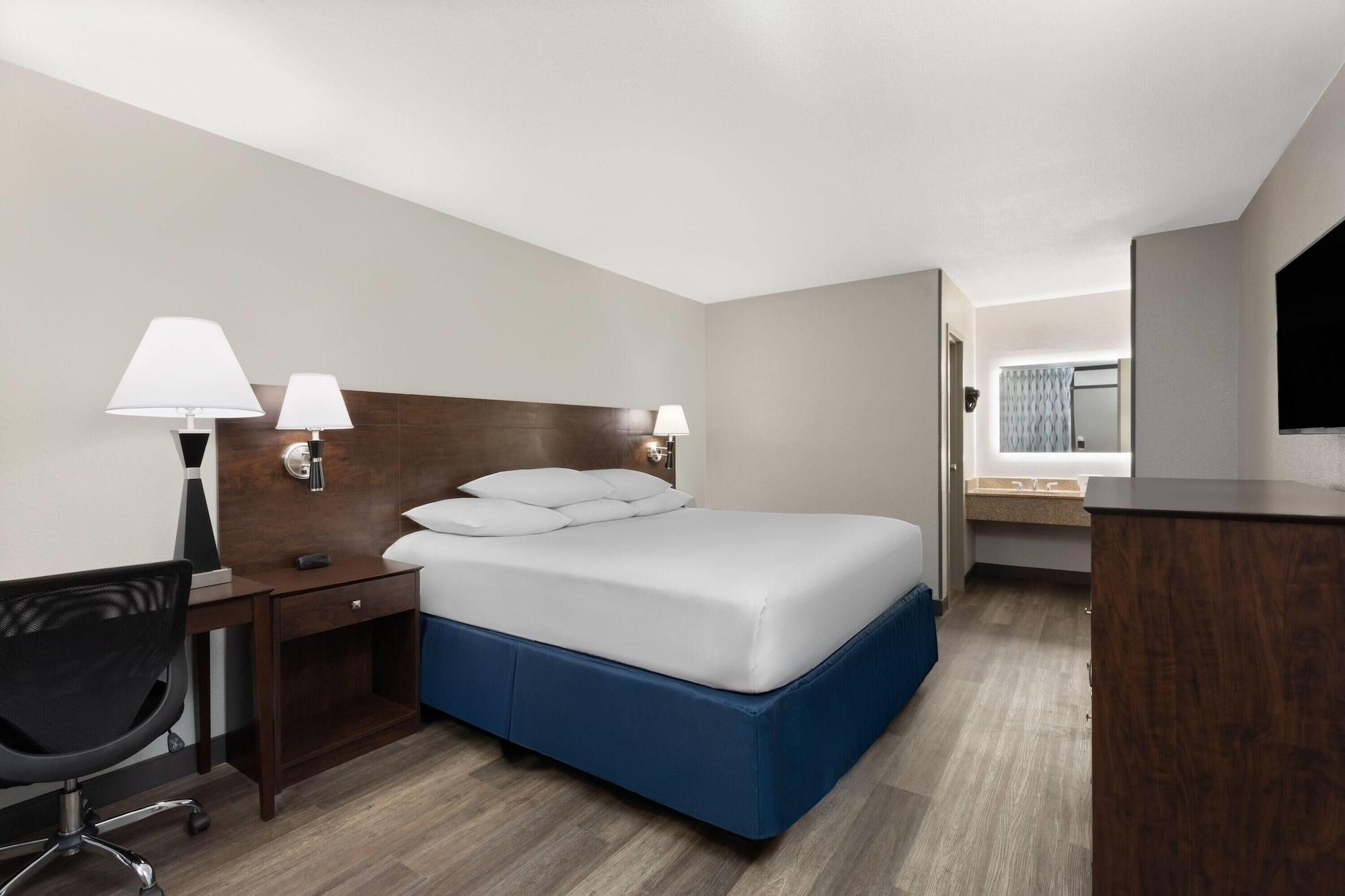 Habitación Days Inn by Wyndham Orlando Conv. Center/International Dr
