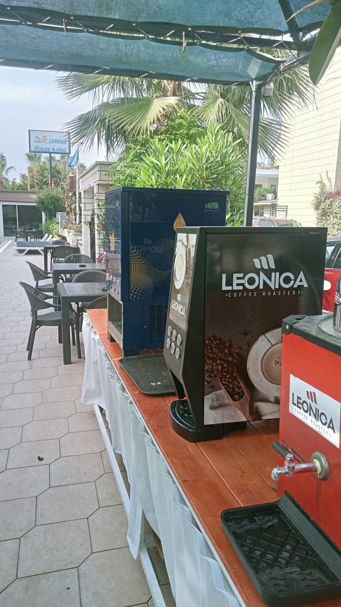 Set de Habitación London House Hotel