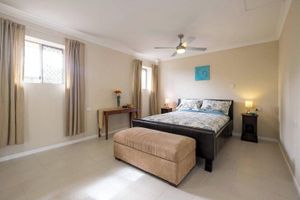 Alquiler Vacacional - The Villa at The Bay, with all the comforts of home away from Home.