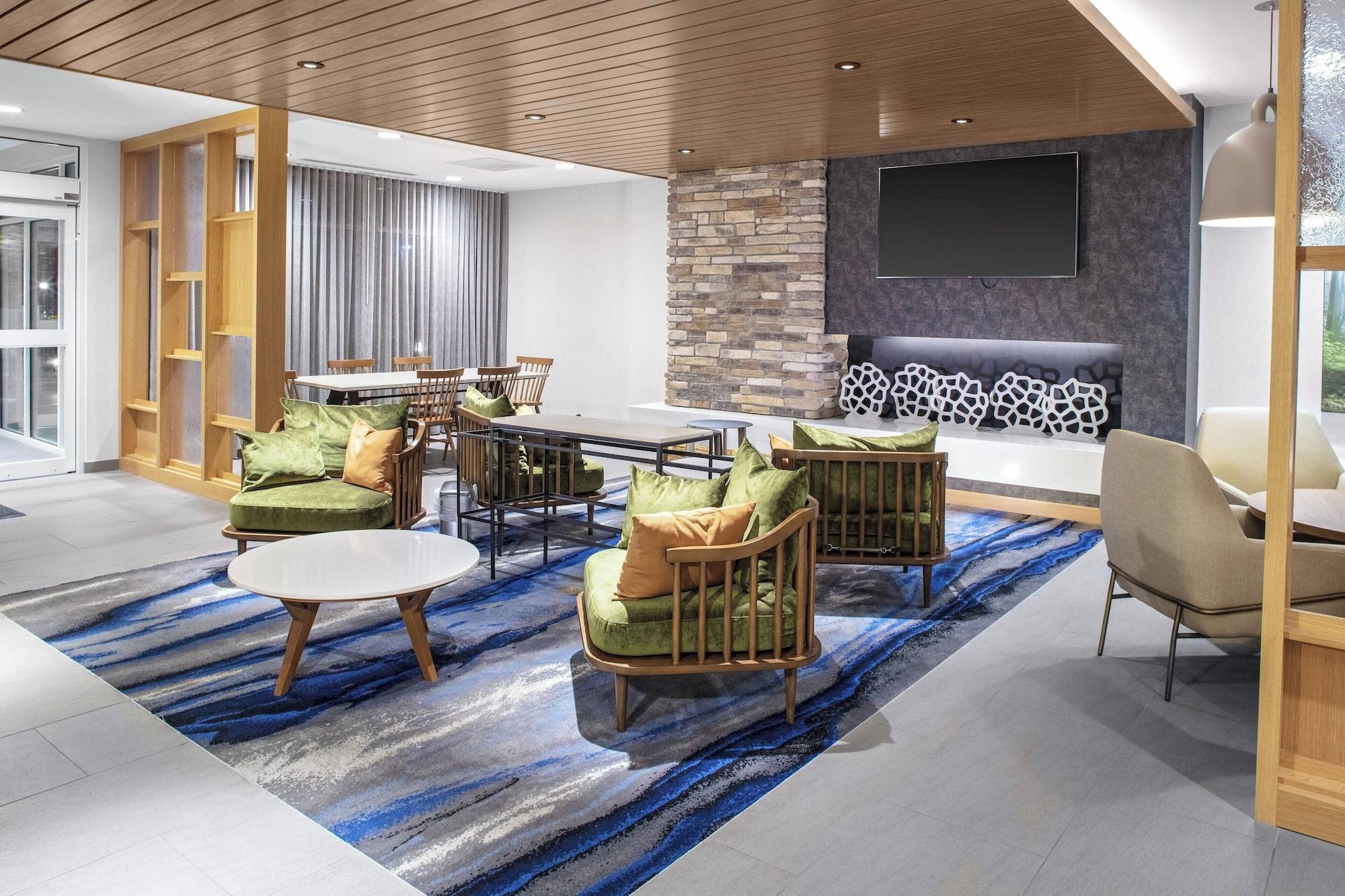 Vista Lobby Fairfield Inn & Suites by Marriott Indianapolis Greenfield