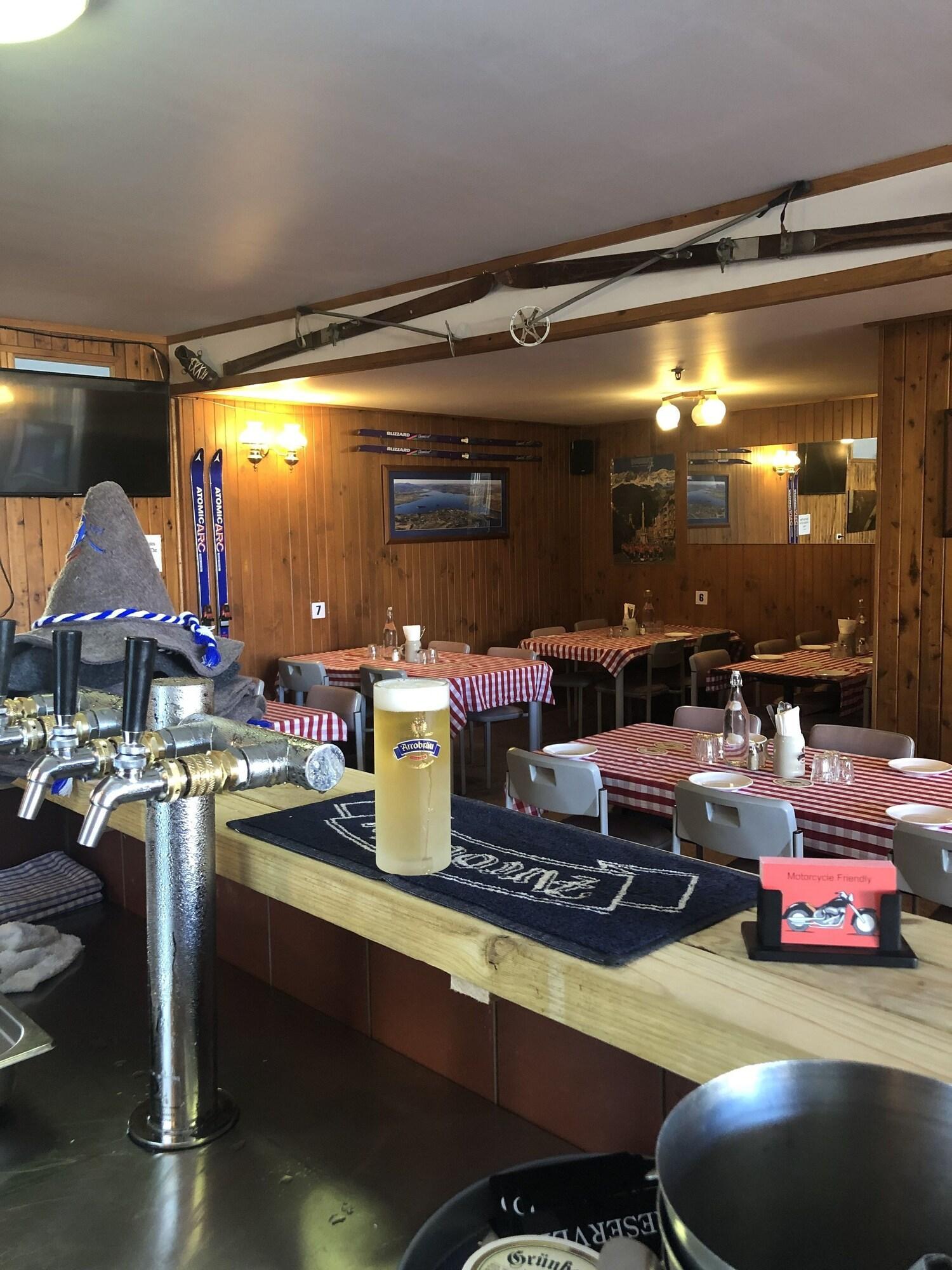 Restaurant Kookaburra Ski Lodge