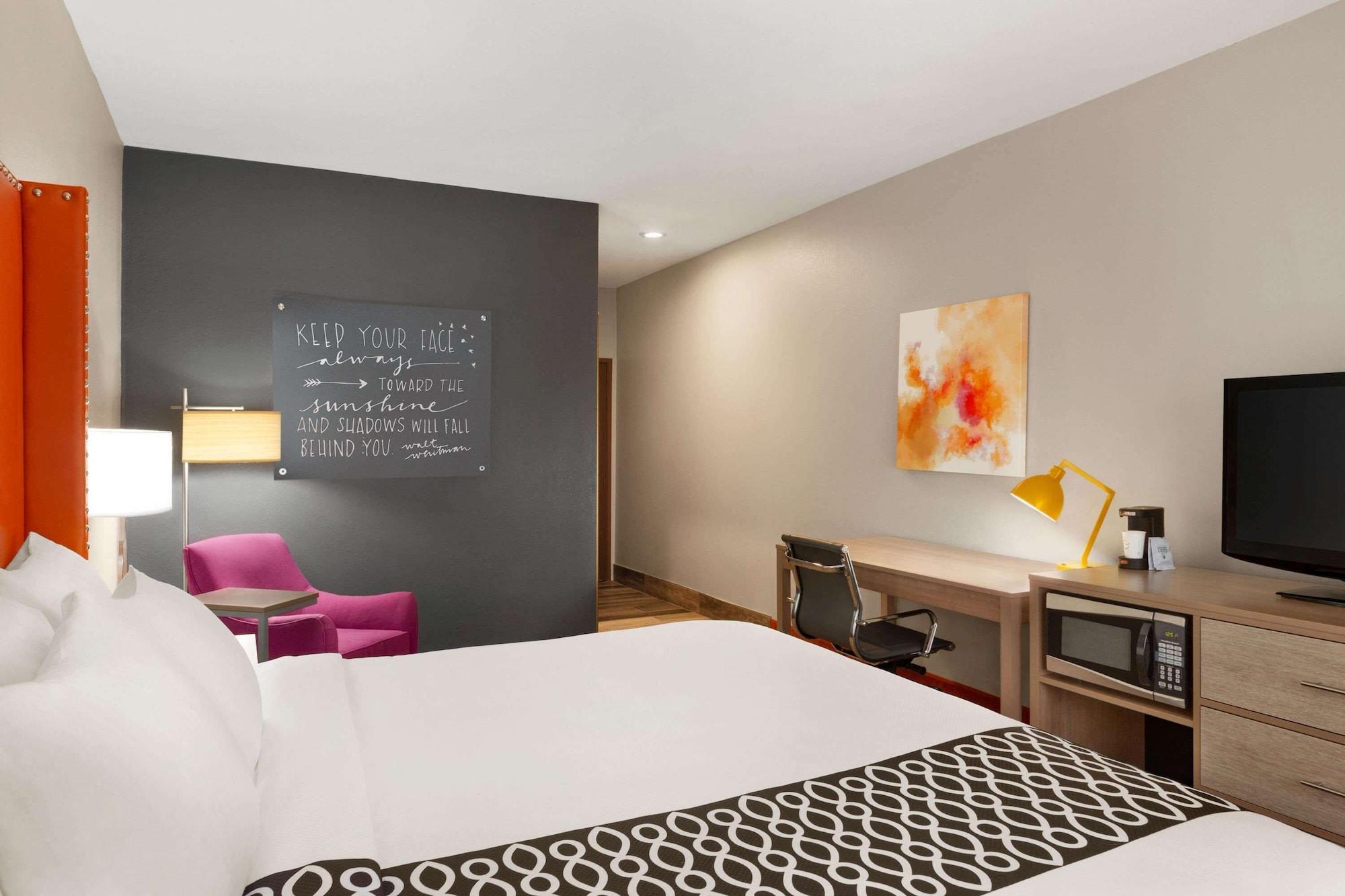 Habitación La Quinta Inn & Suites by Wyndham Lackawanna
