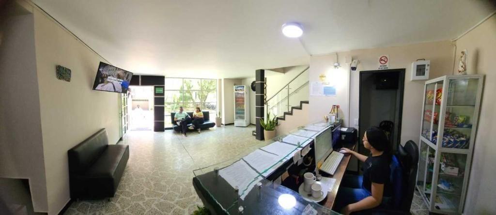 Vista Lobby HOTEL  DISTRITO UNICENTRO