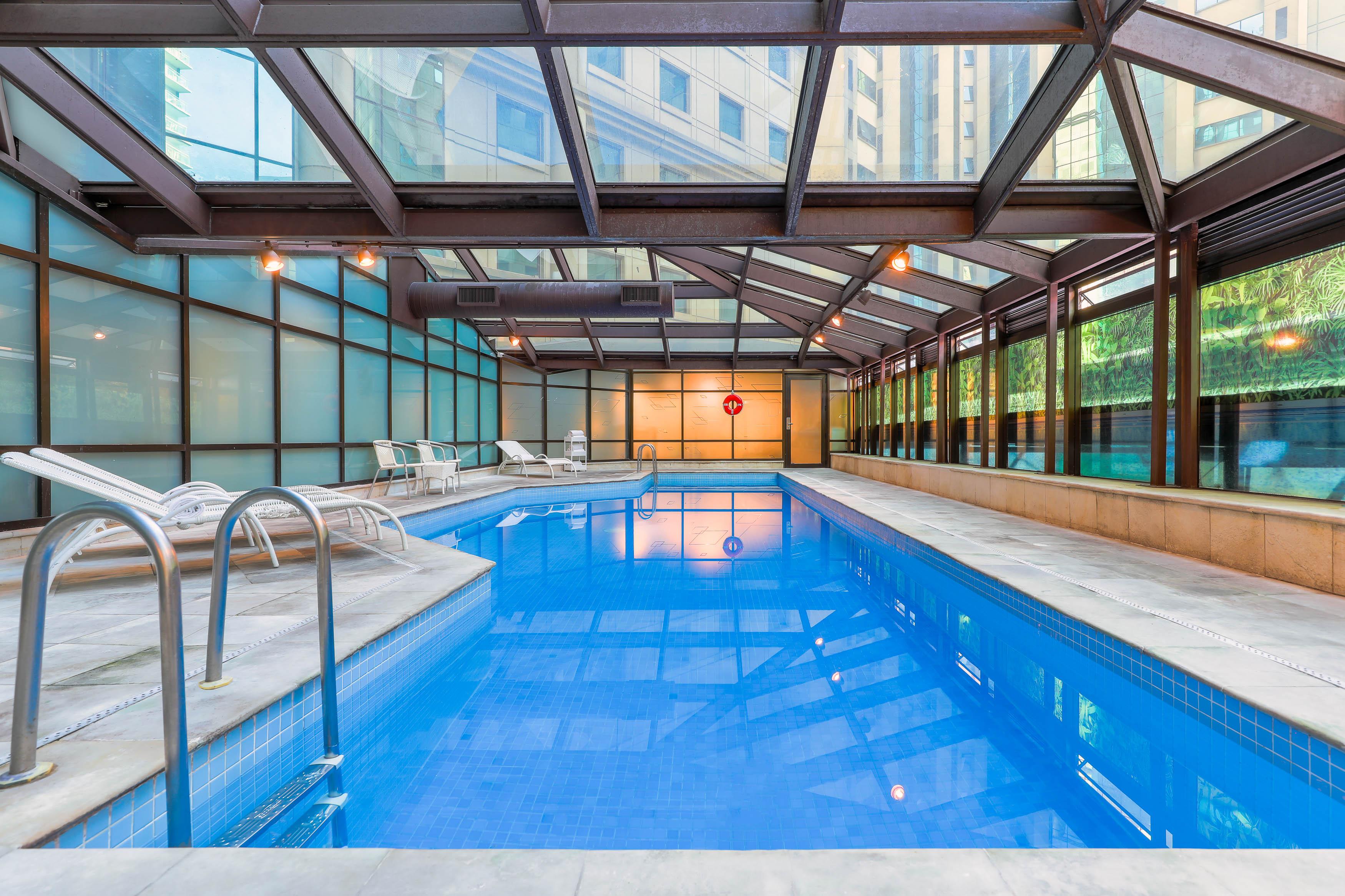 Vista Piscina Wyndham São Paulo Ibirapuera Convention Hotel