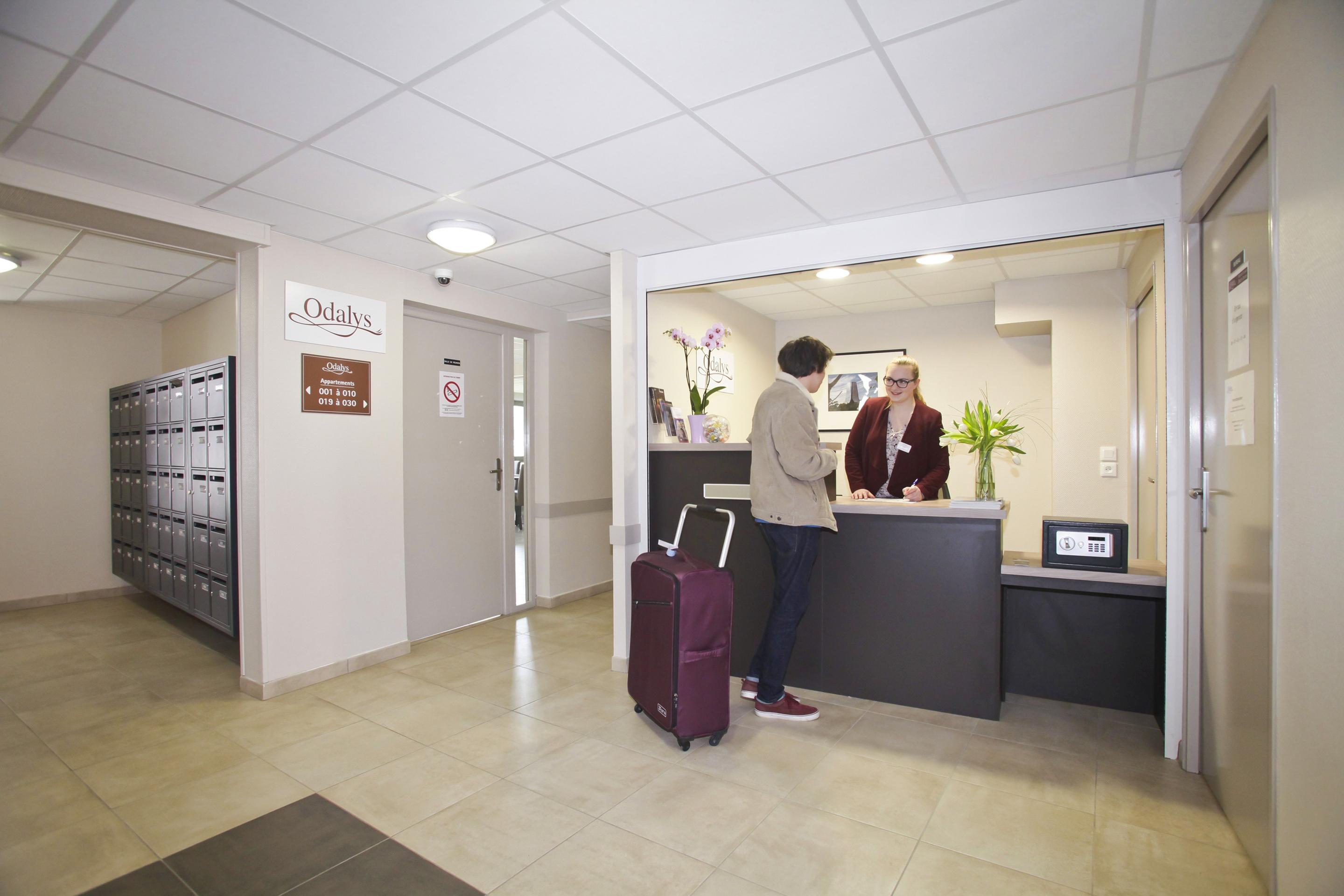 Vista Lobby Appart Hotel Odalys City Amiens Blamont