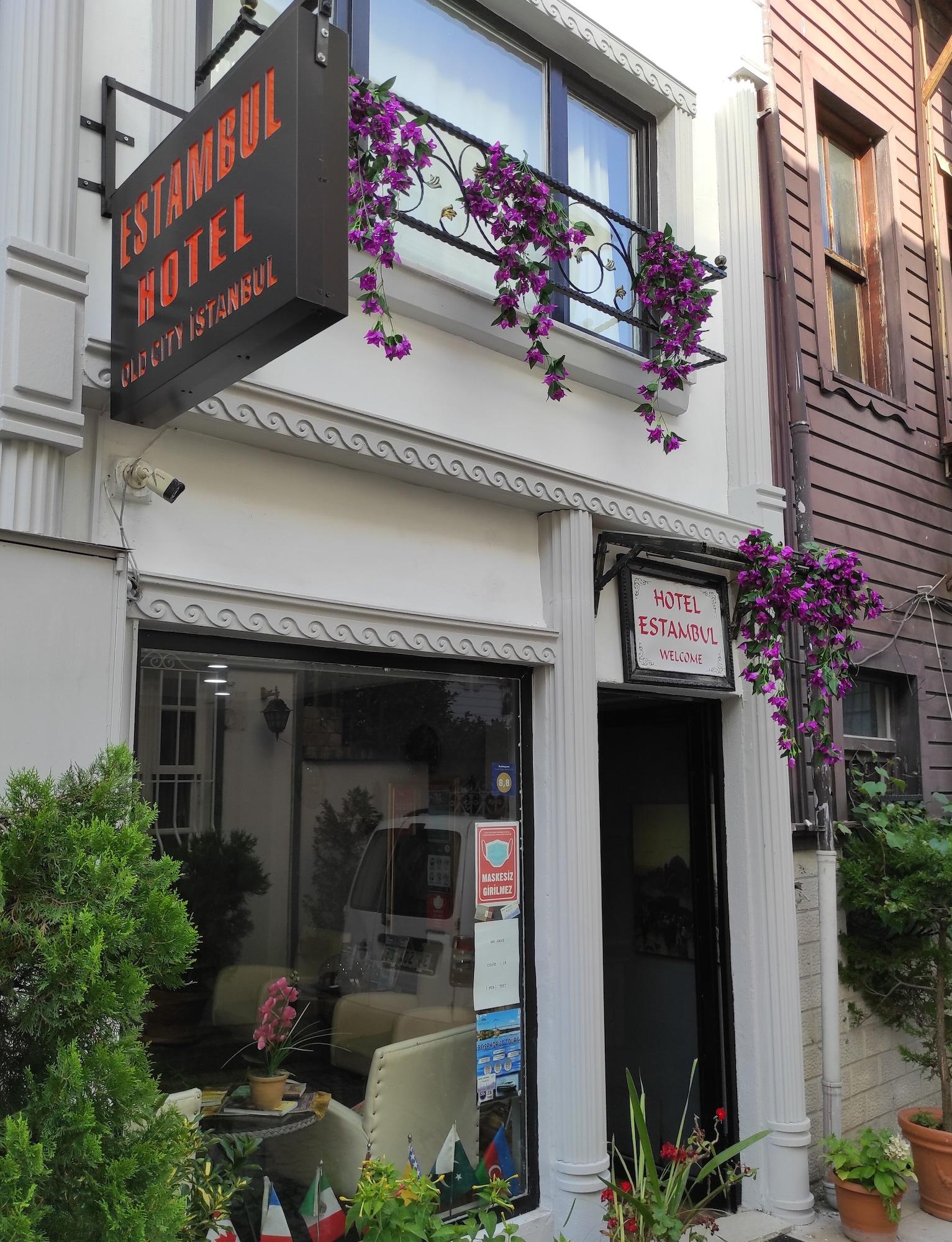 Vista Exterior Hotel Estambul