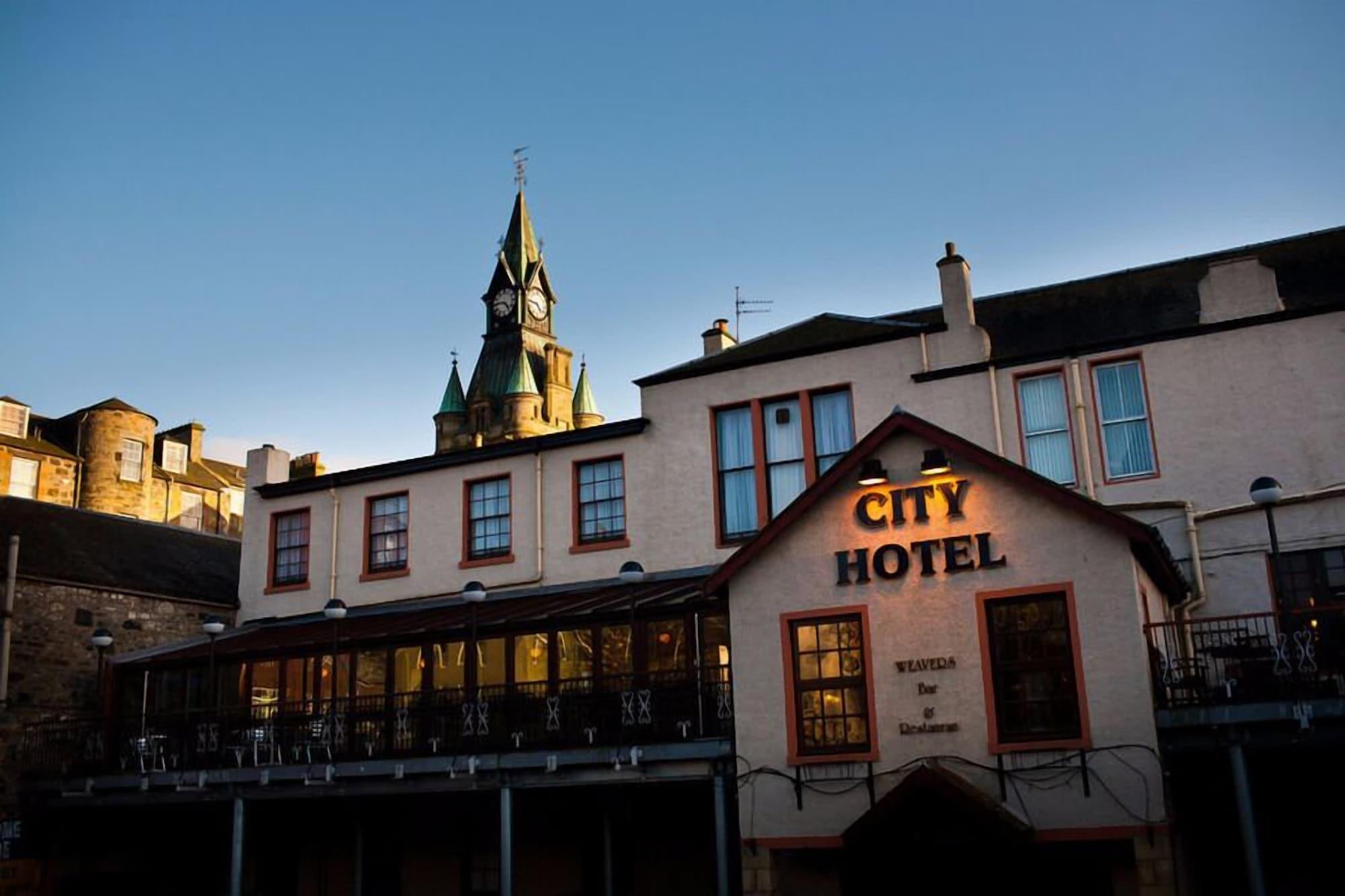 Vista Exterior The City Hotel