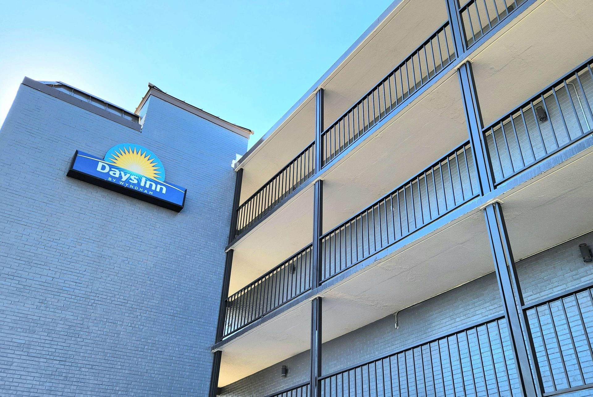 Vista Exterior Days Inn by Wyndham Kenner/New Orleans Airport South