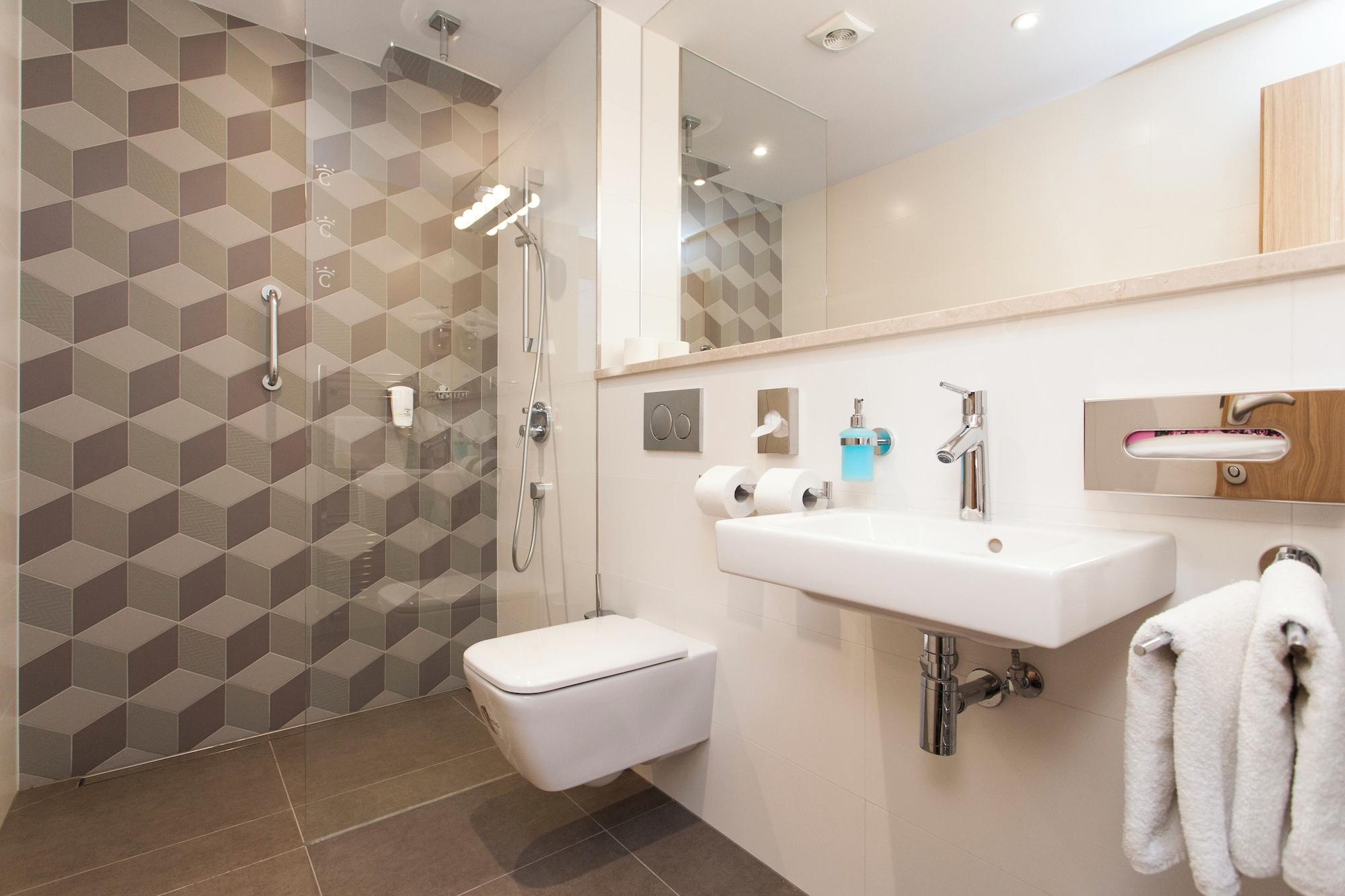 Equipamiento de Habitación Hotel Carol