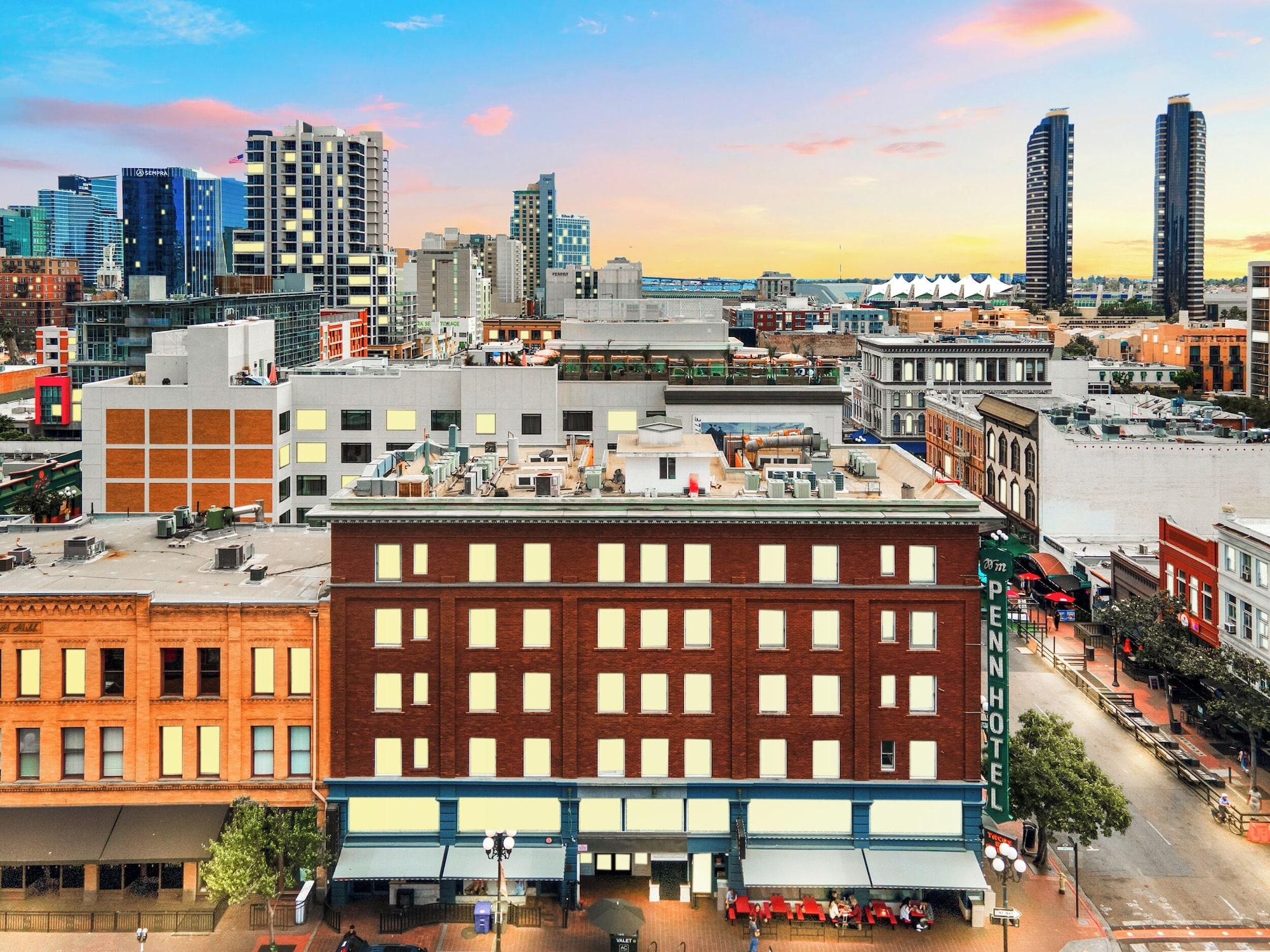 Vista Exterior The Historic Penn Hotel