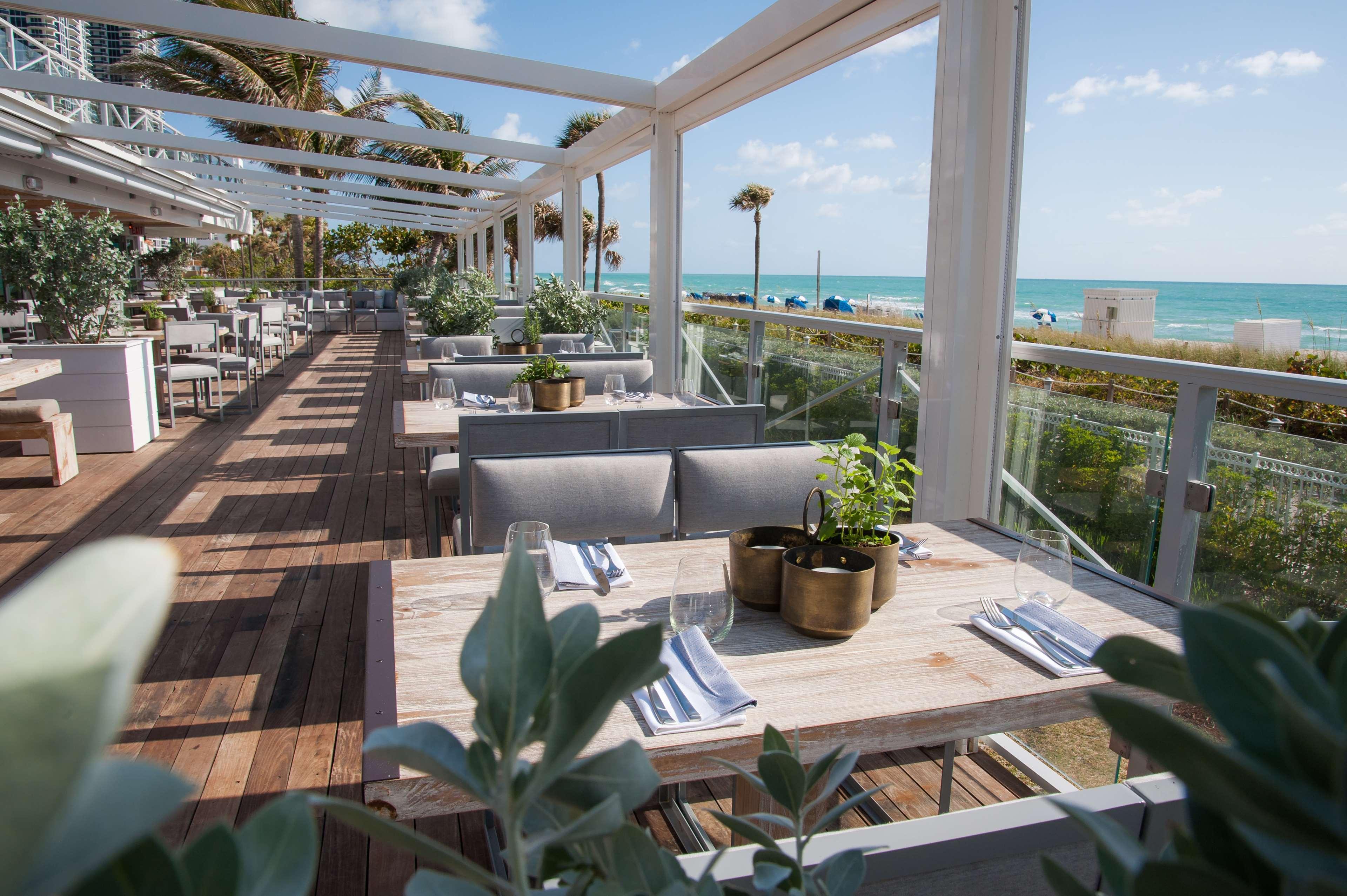 Vista Exterior Eden Roc Miami Beach