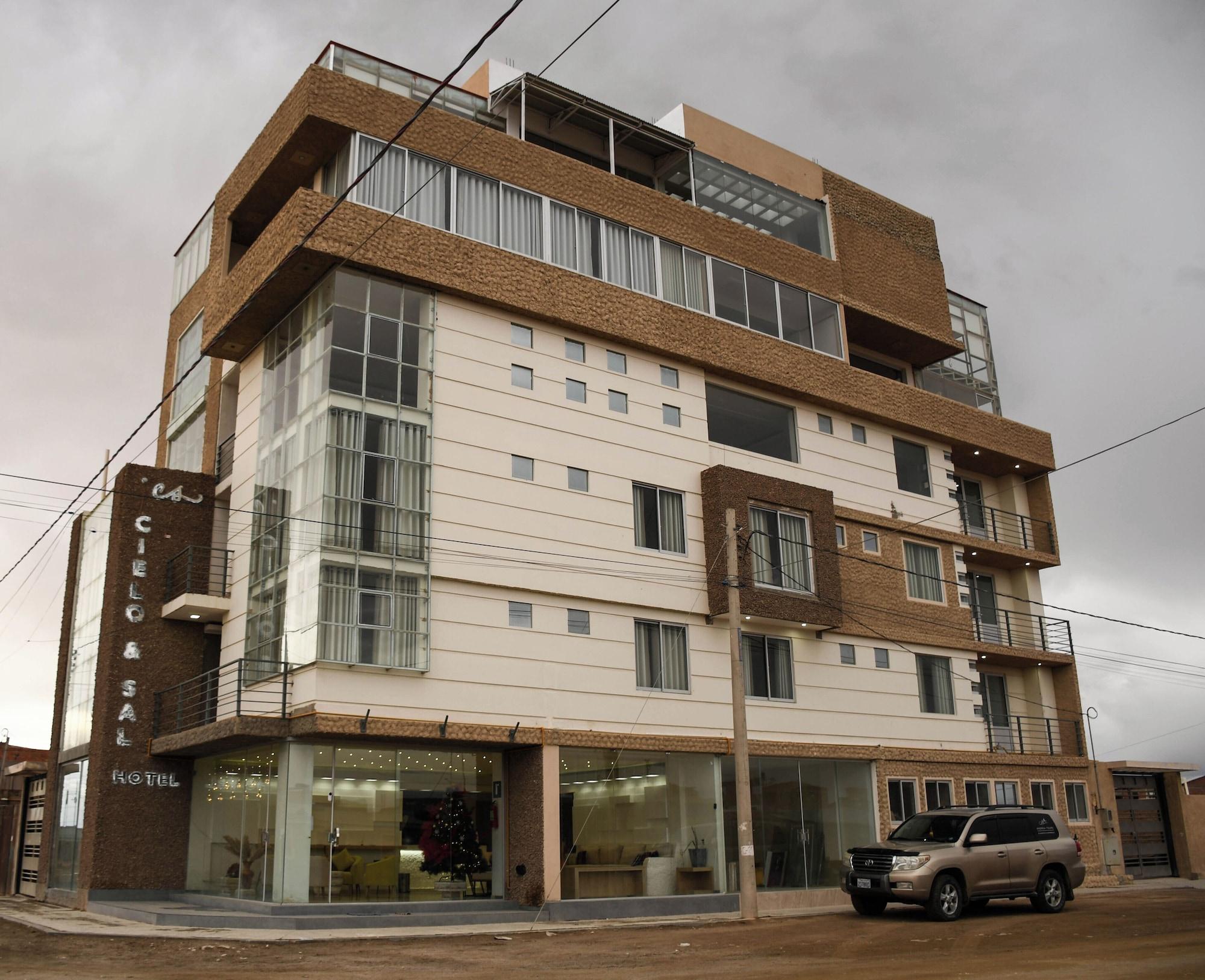 Vista Exterior Cielo y Sal