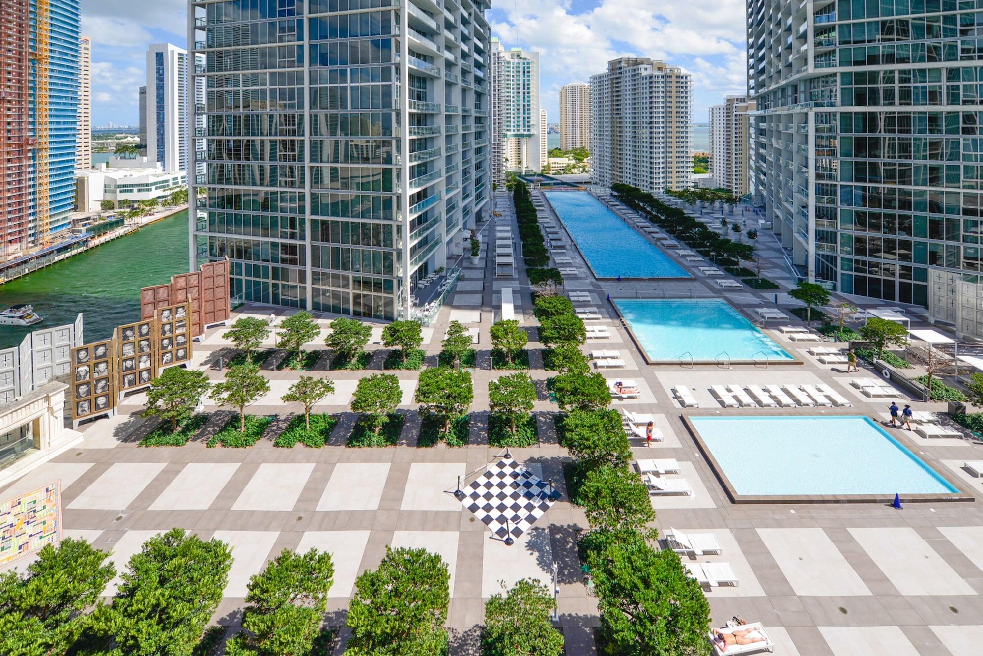 Vista Exterior Icon Residences