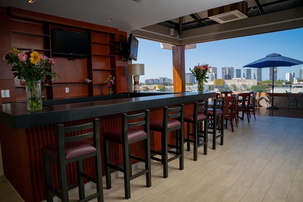 Bar/Salón Vallarta Live Hotel