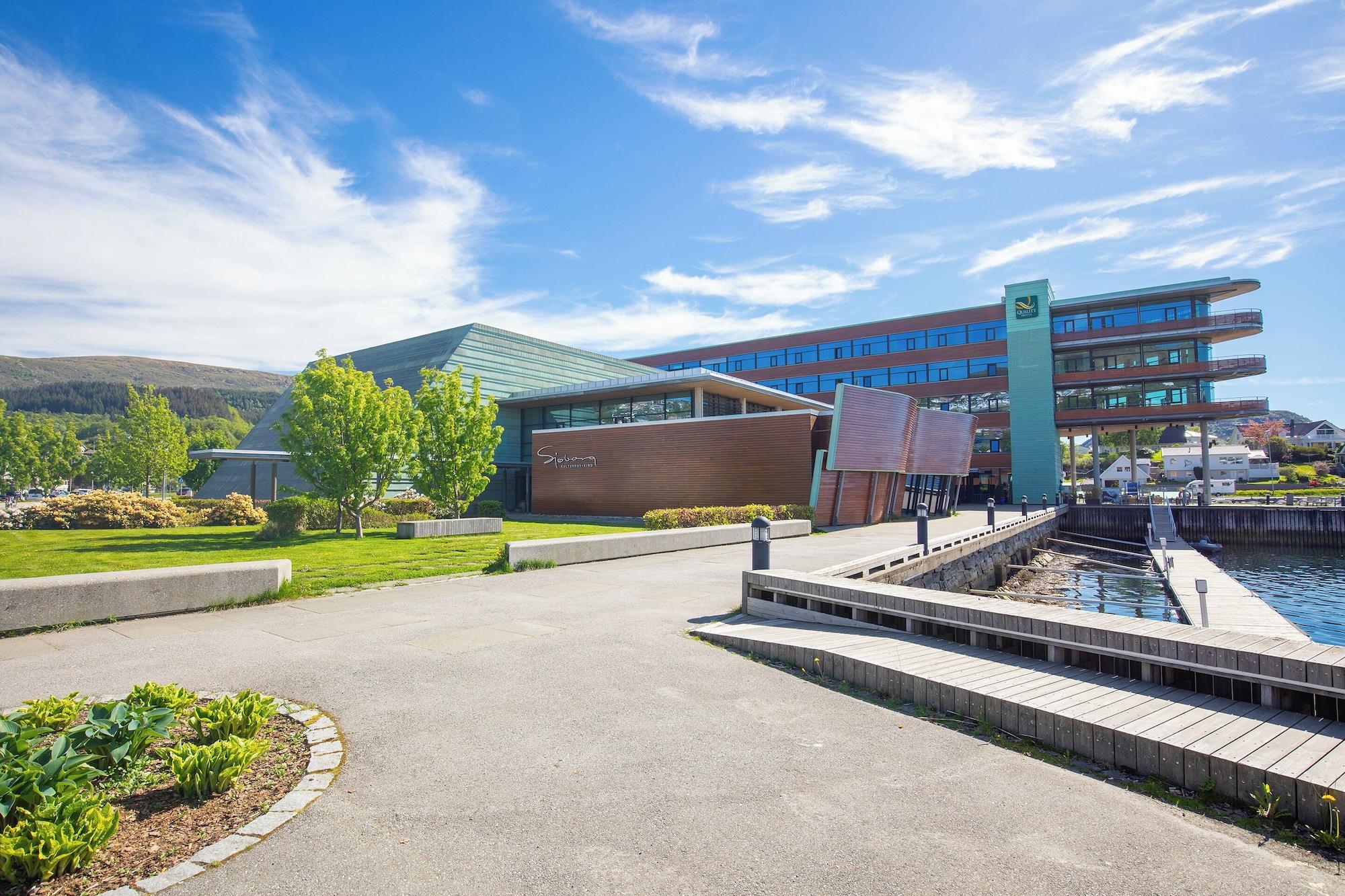 Vista Exterior Quality Hotel Ulstein
