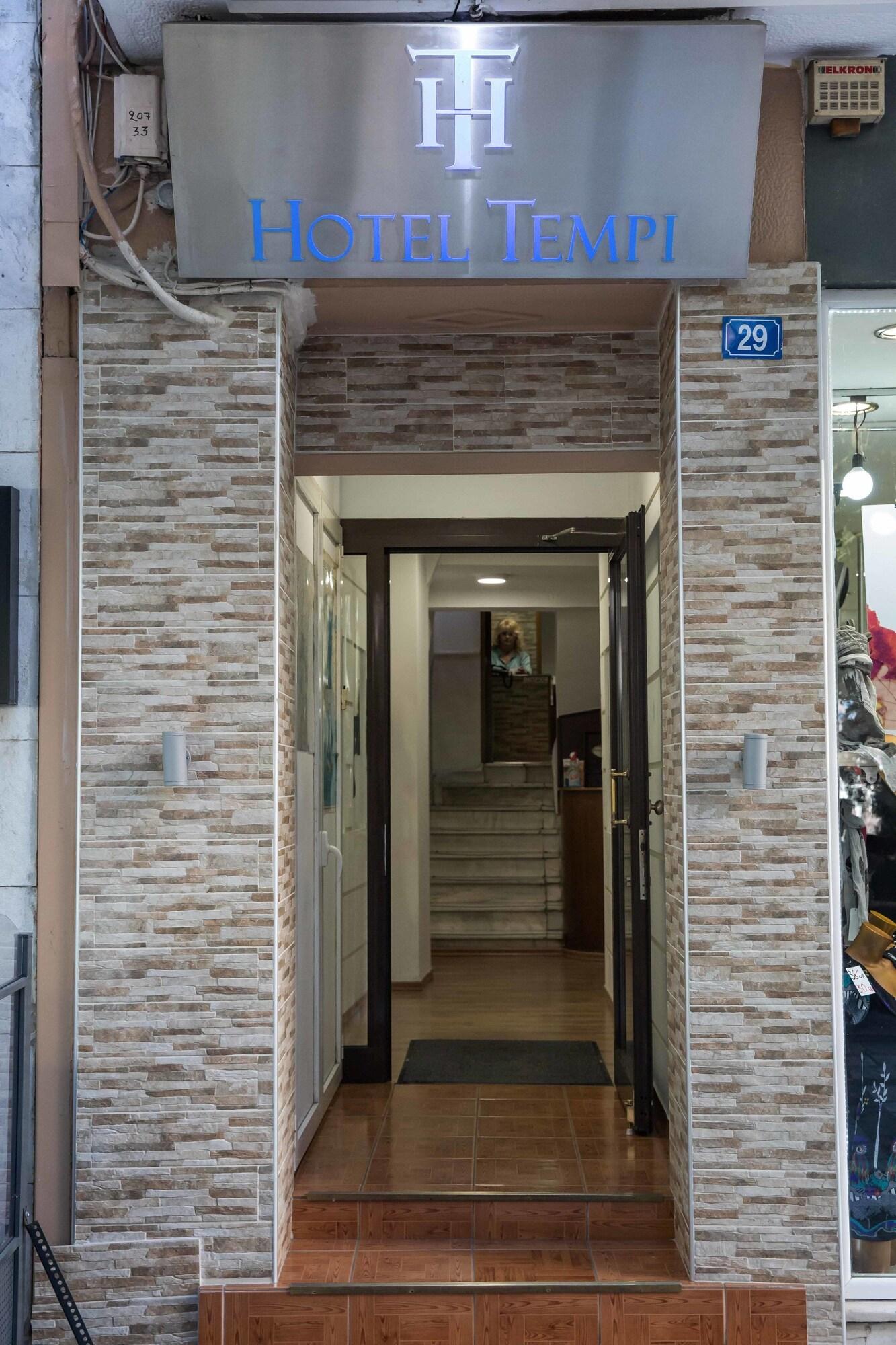 Vista Exterior Tempi Hotel