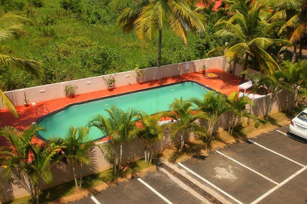 Vista Piscina Ashirwad Heritage Resort