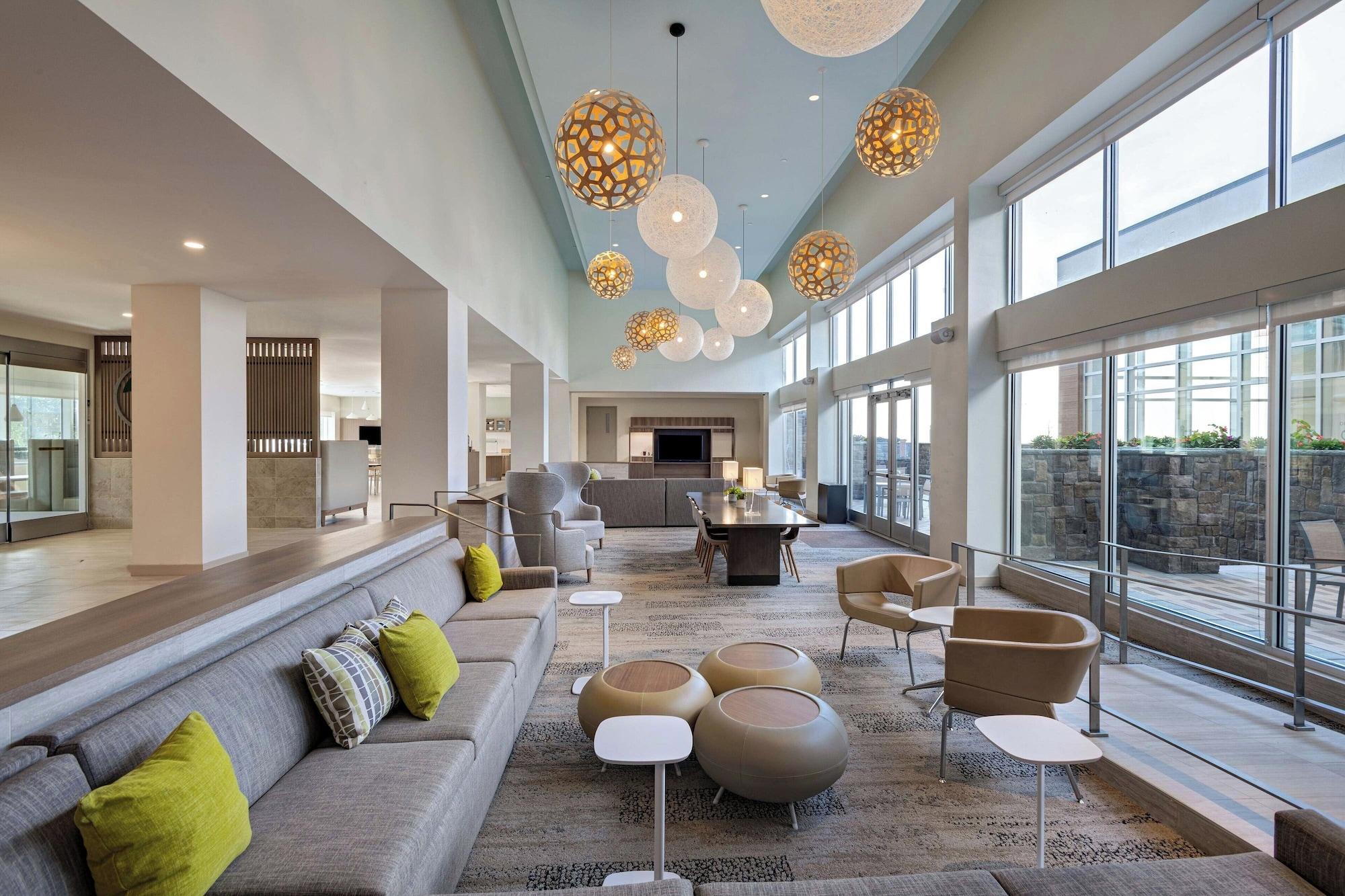 Vista Lobby Element Spring Valley