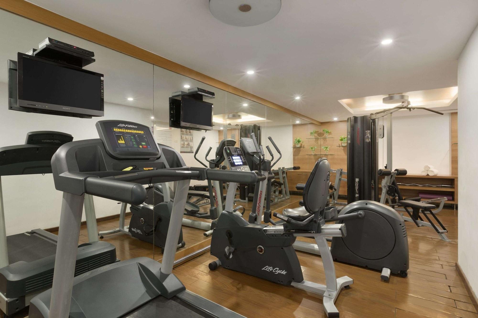 Gimnasio Ramada by Wyndham Chennai Egmore