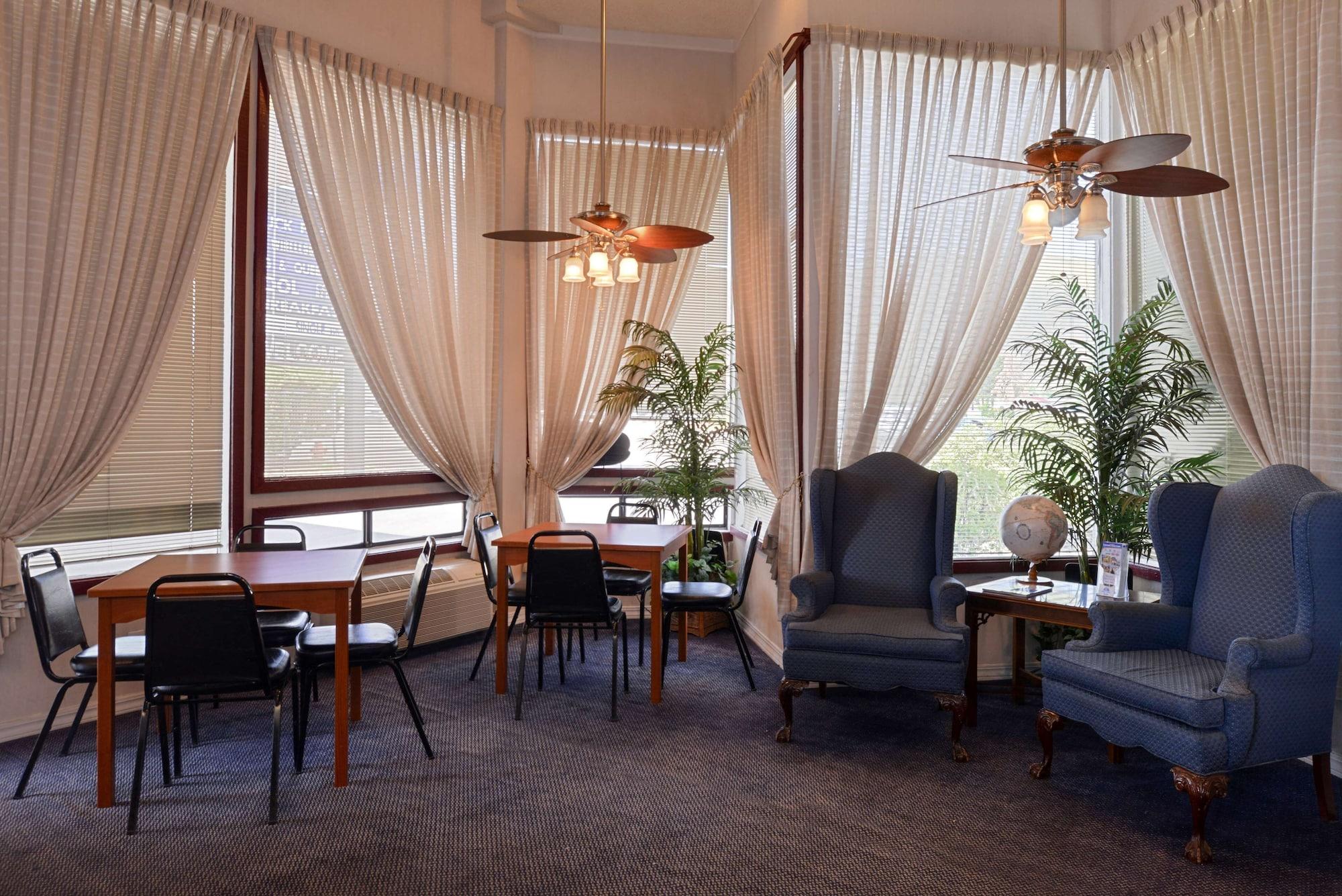 Vista Lobby Americas Best Value Inn Carson City