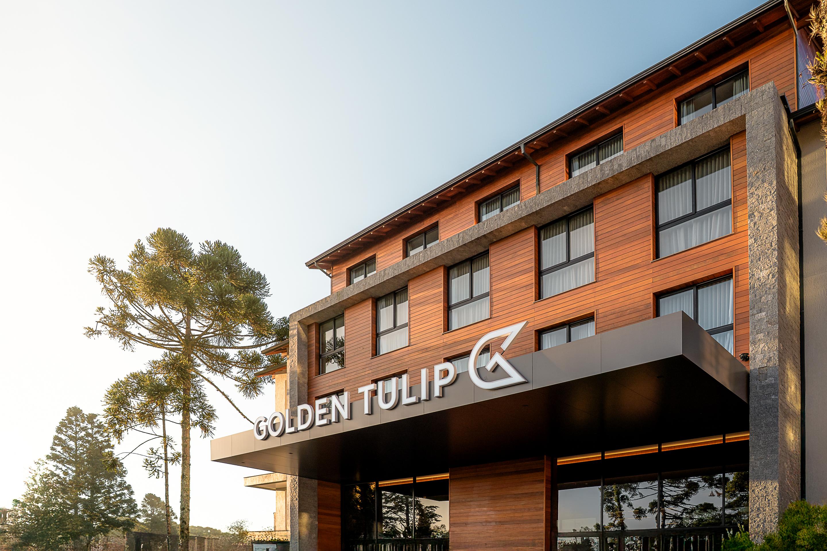 Vista Exterior Golden Tulip Canela Oficial