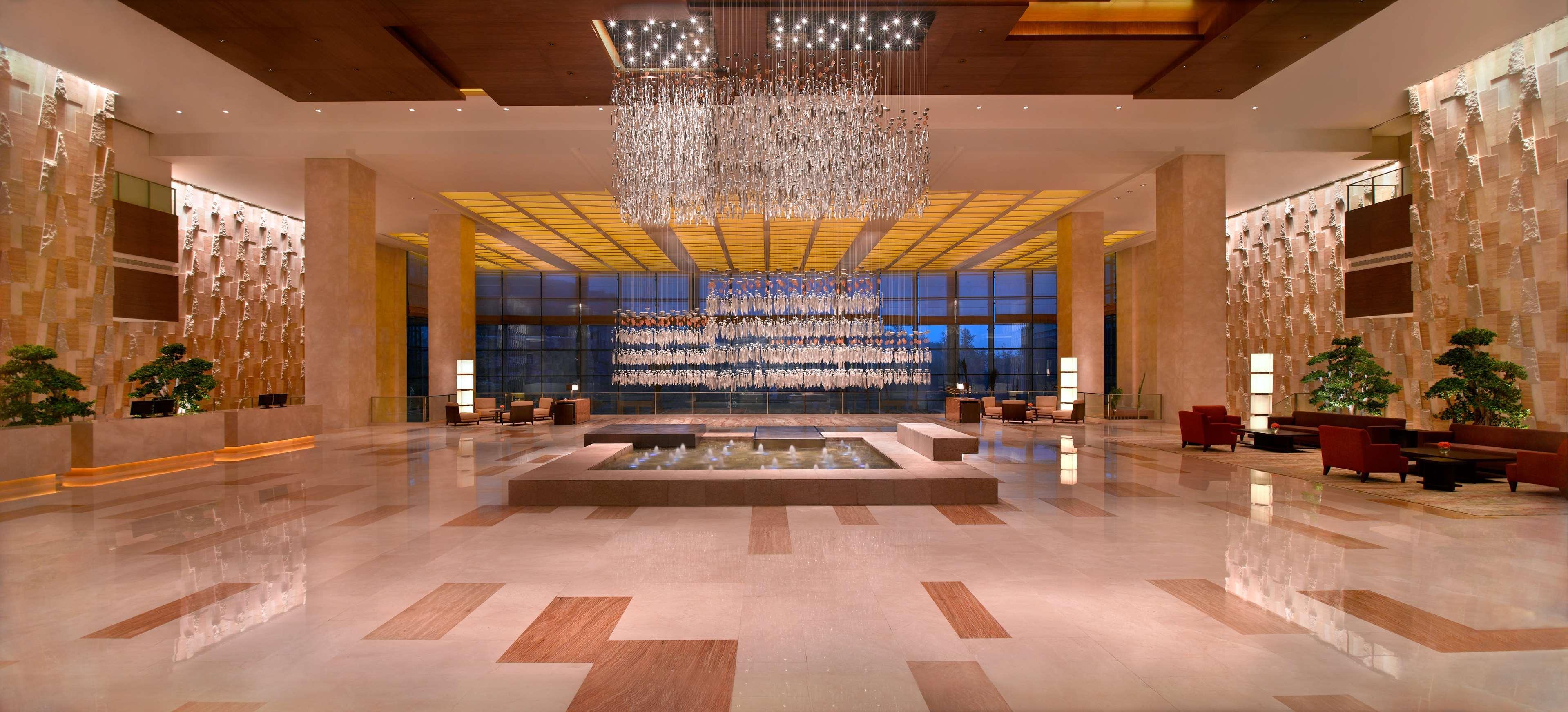 Vista Lobby Hyatt Regency Guiyang