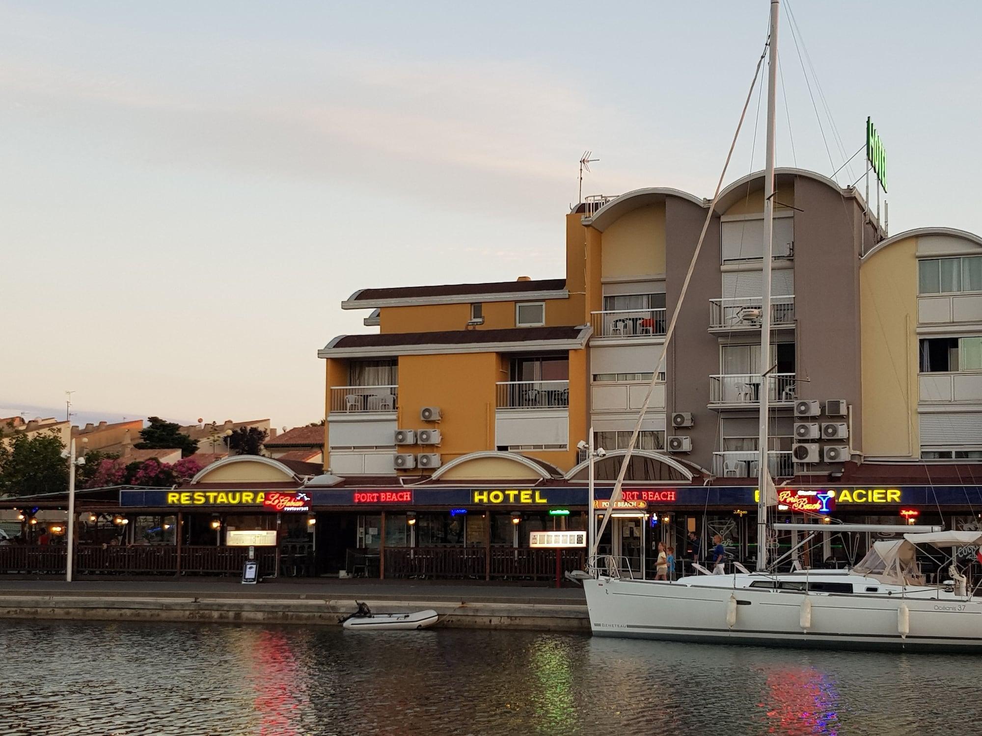 Vista Exterior Hotel Port Beach