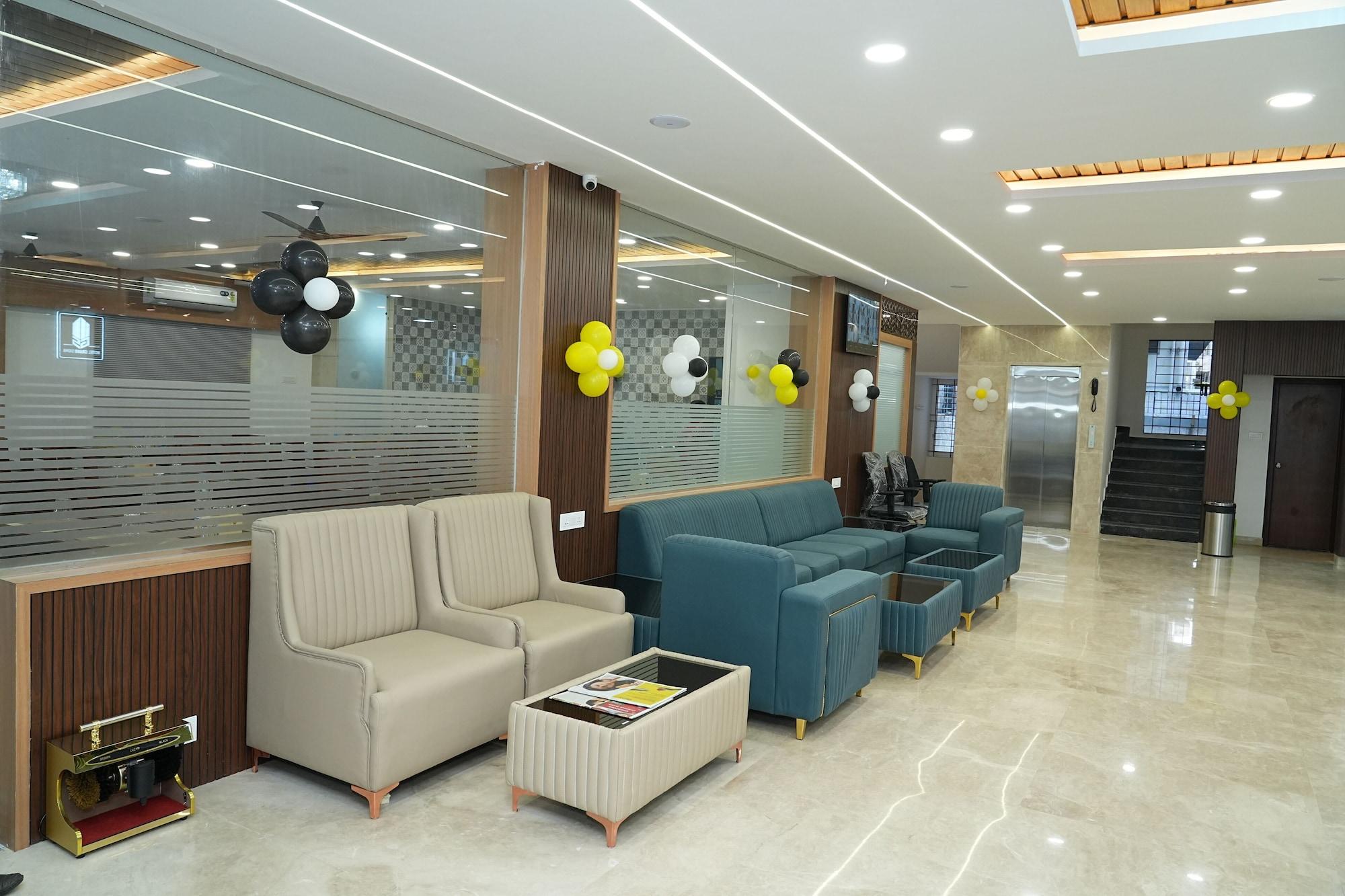 Vista Lobby Hotel Grand Sigma