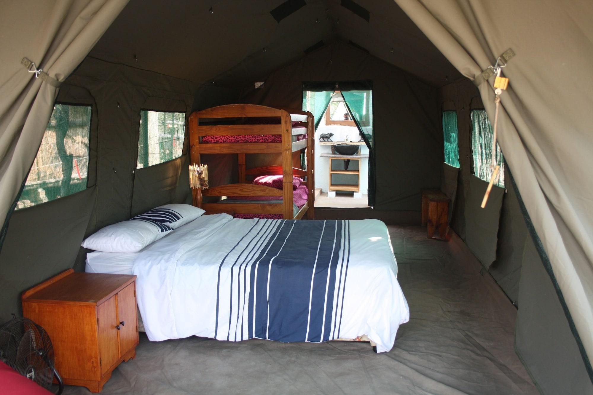 Habitación Warthogs Safari Camp
