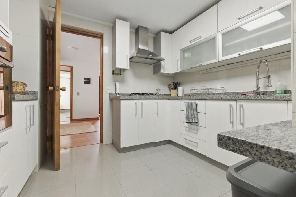 Equipamiento de Habitación Modern Ocean View Flat Near to the Beach