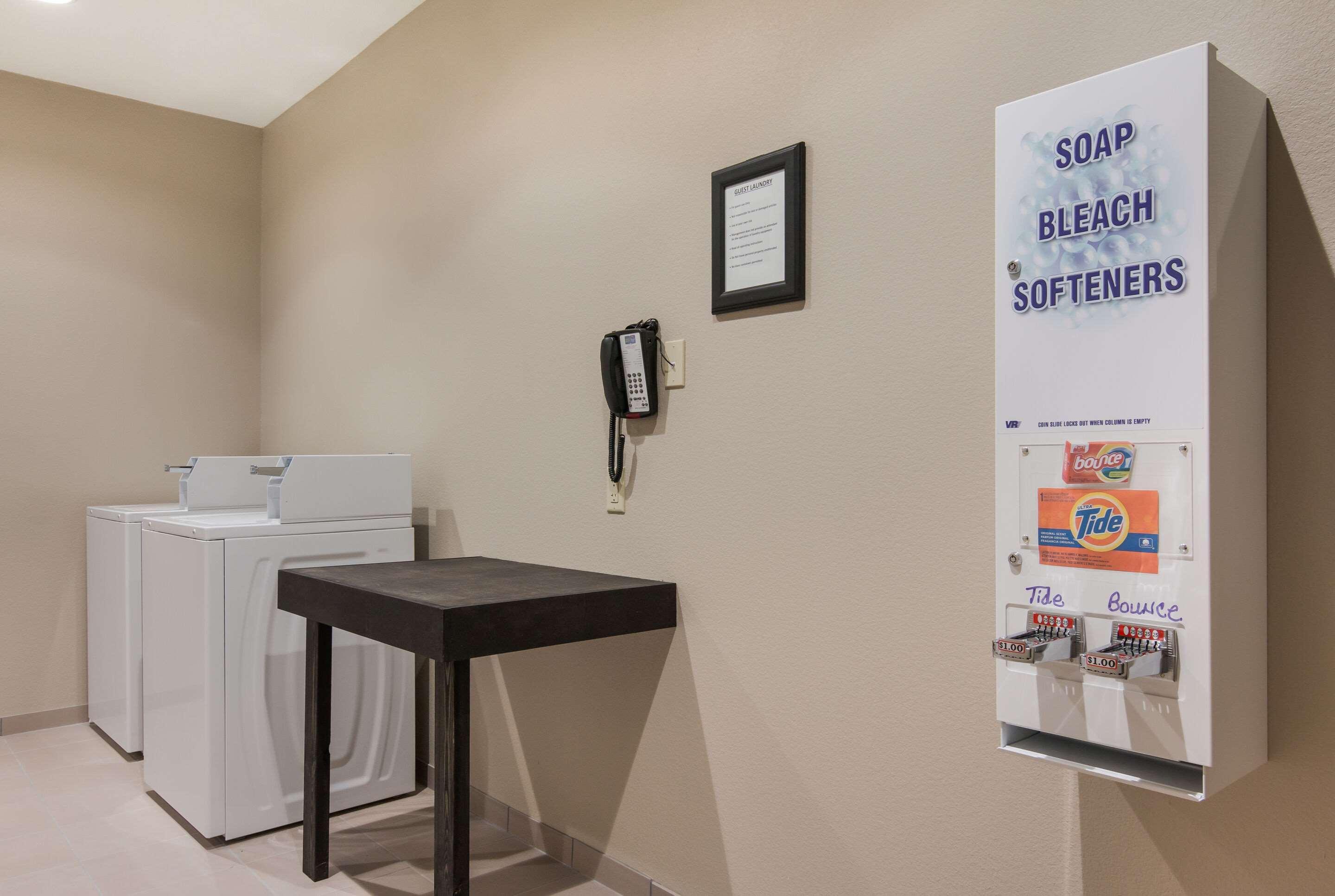 Vista Exterior Sleep Inn Camden