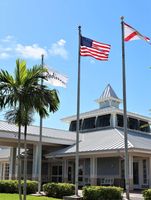 Alojamiento - Radisson Resort at the Port