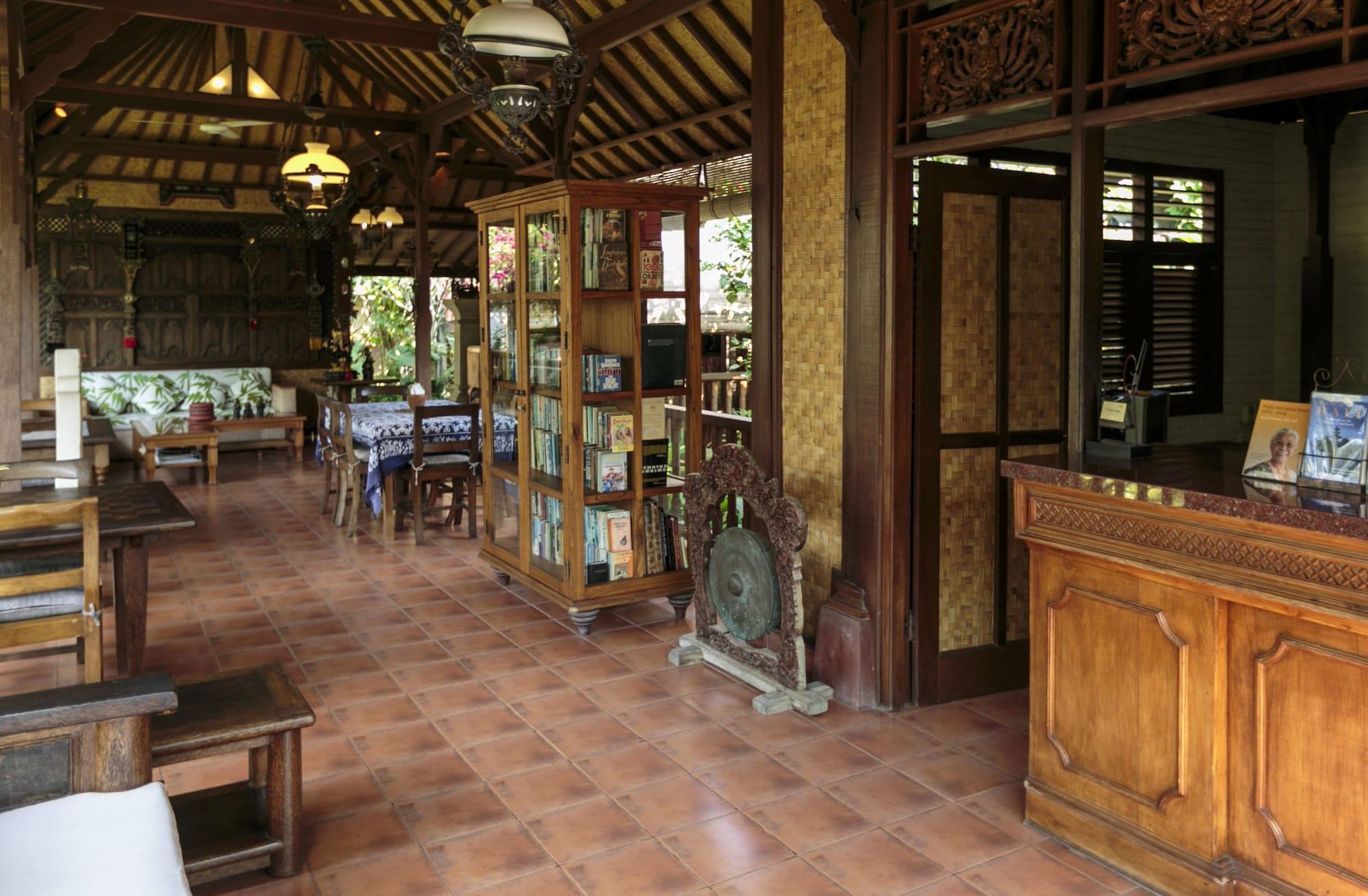 Vista Lobby Murni's Houses and Spa
