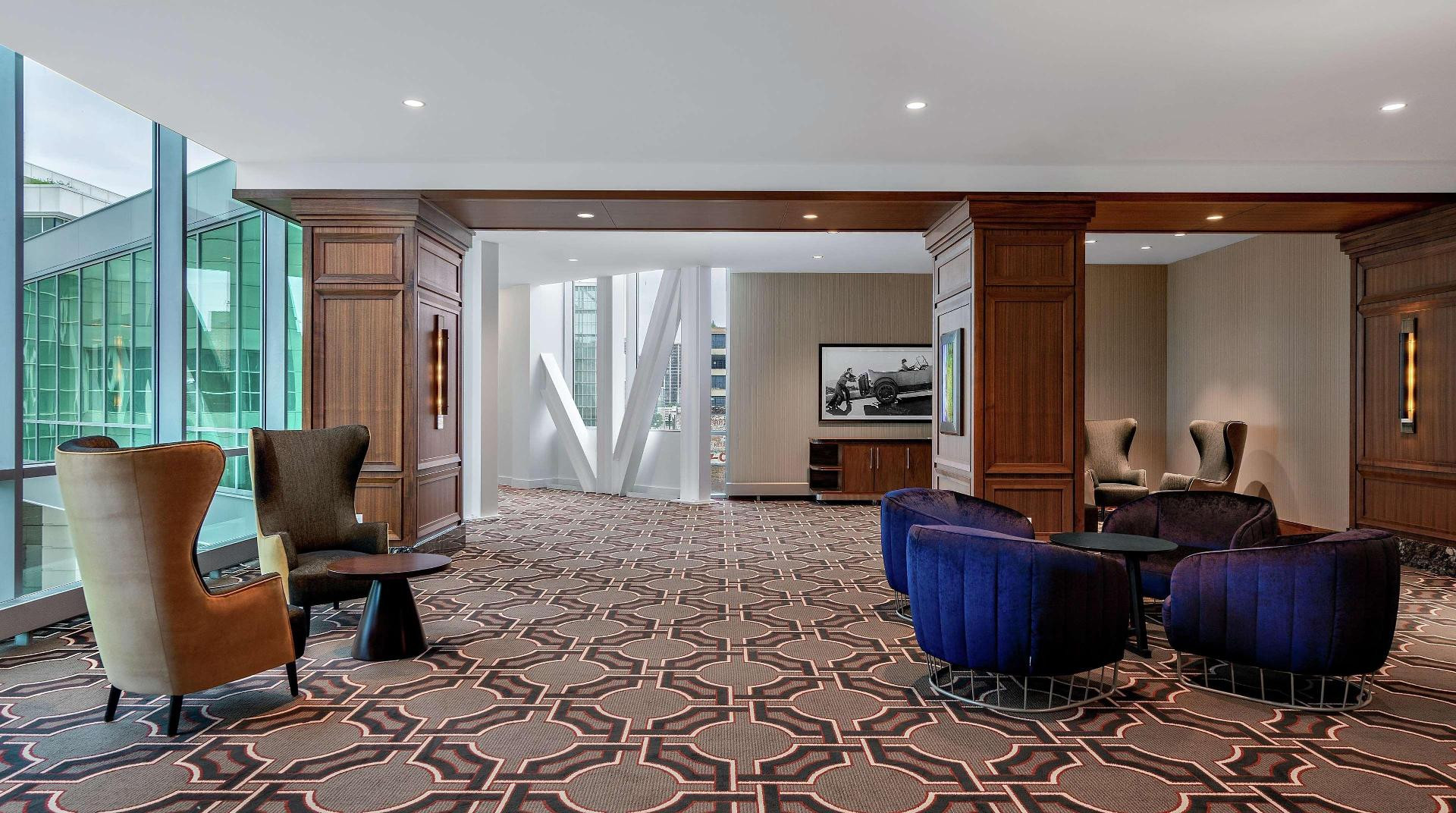 Vista Lobby Hampton Inn Chicago McCormick Place
