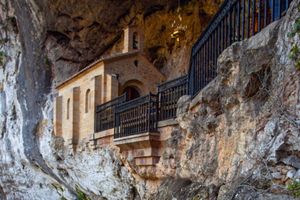 Actividad - Excursión a los lagos de Covadonga, Cangas de Onís y Lastres