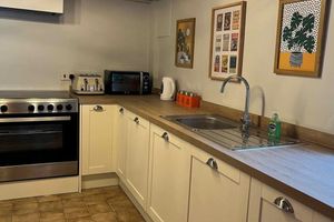 Alquiler Vacacional - The North Wales Gathering - Hot Tub Sleeps Up 16