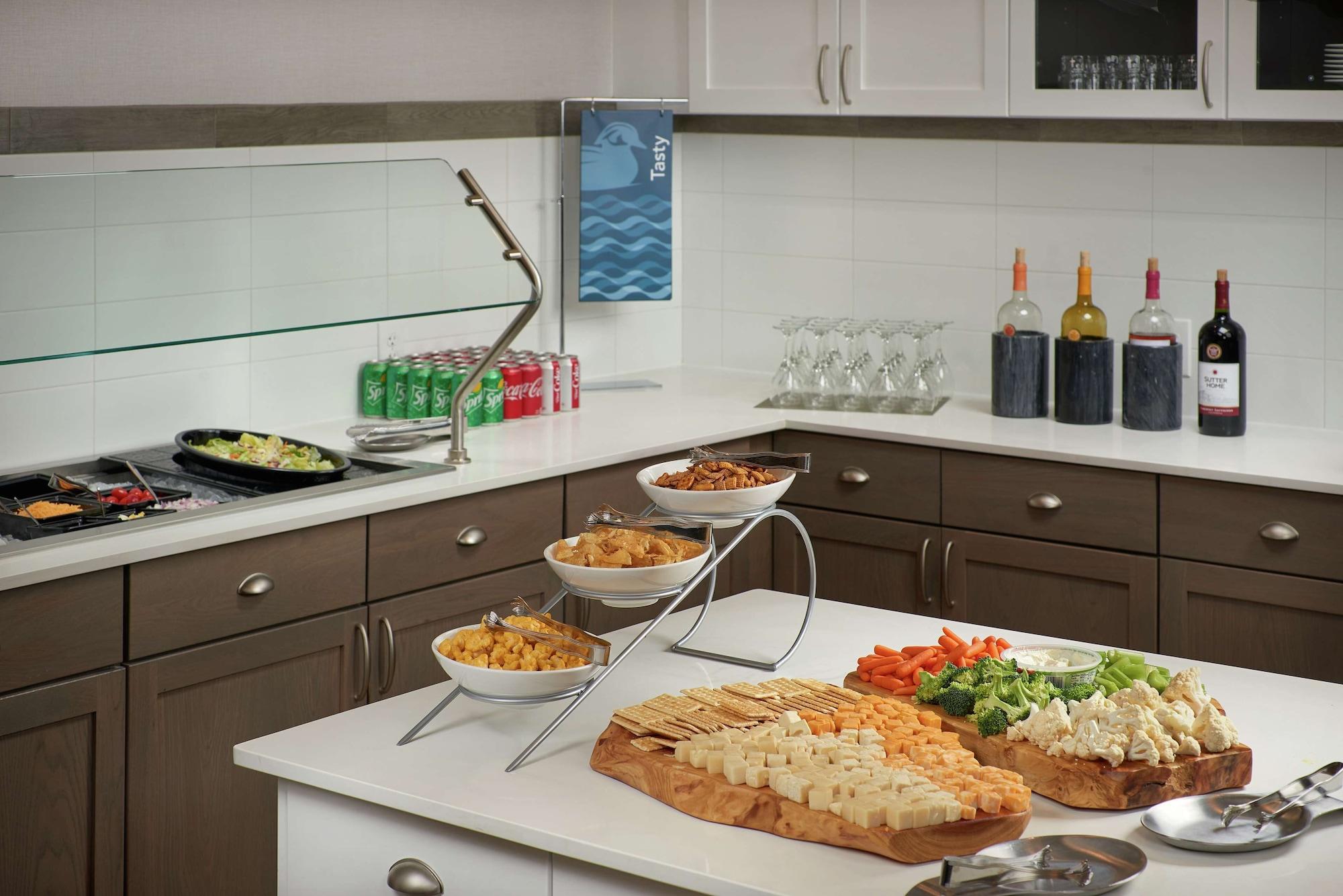 Restaurant Homewood Suites by Hilton Cincinnati-Midtown, OH