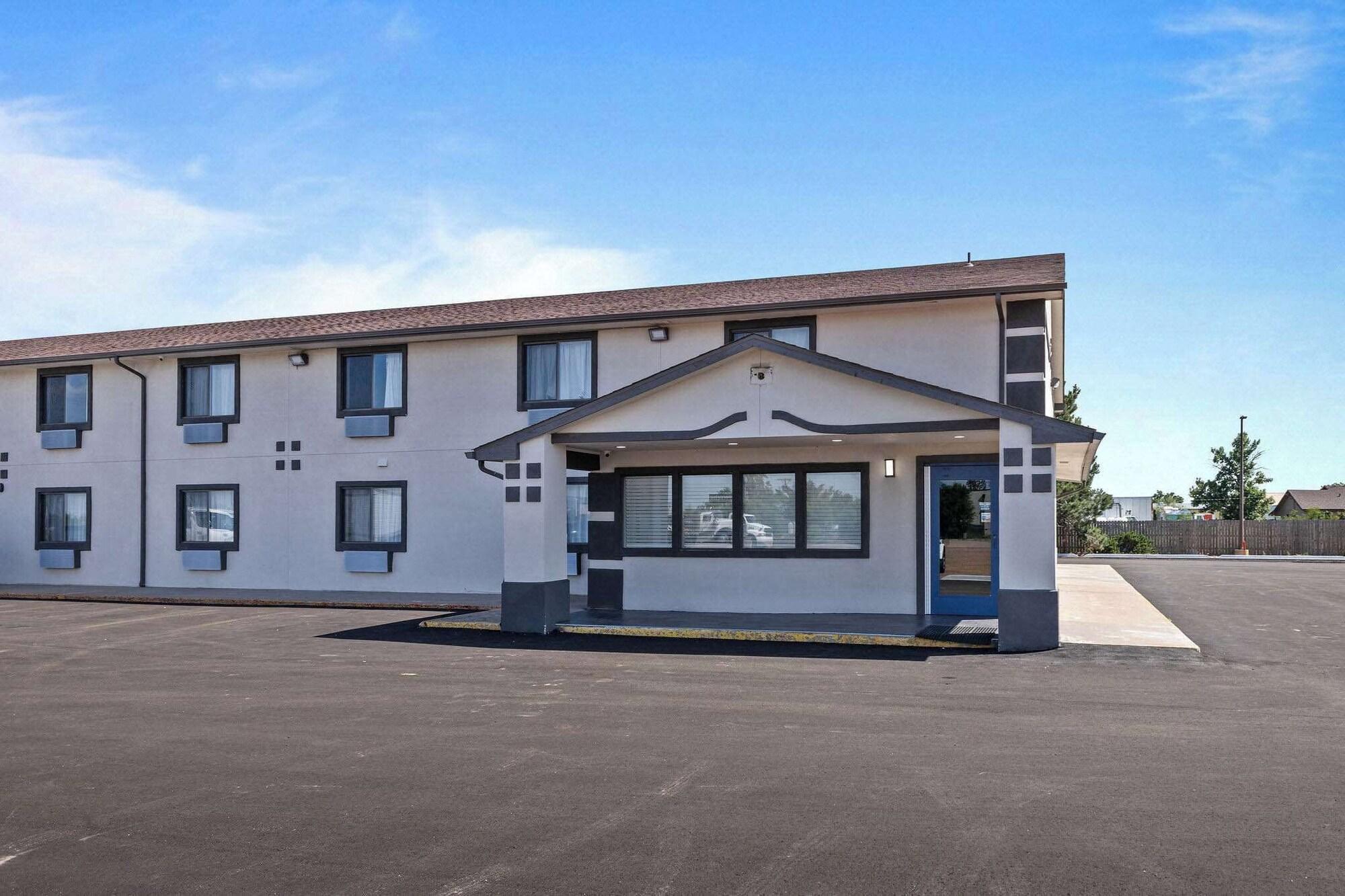 Varios Motel 6 Brighton CO Denver Northeast