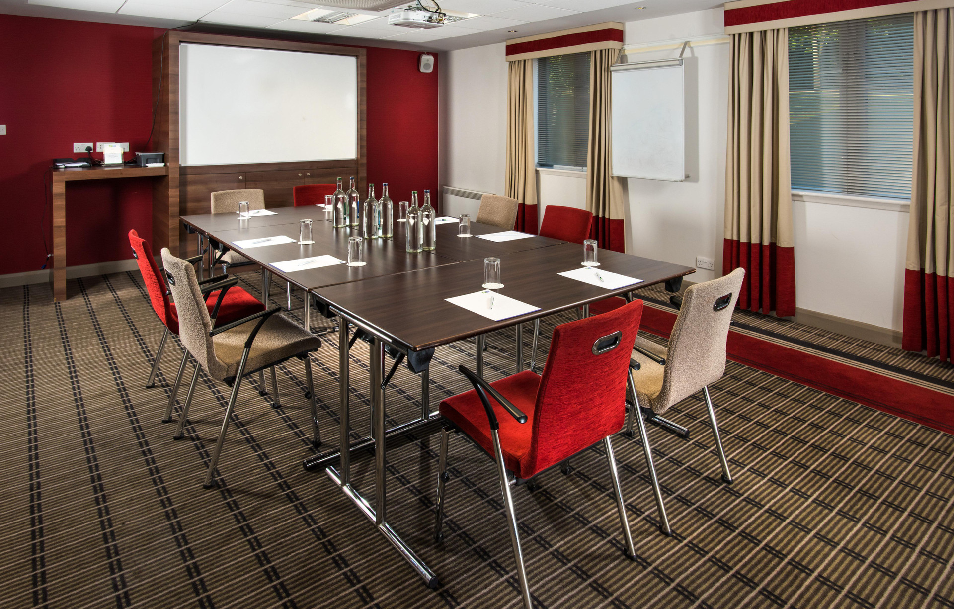 Centro de Negocios Holiday Inn Express London - Dartford
