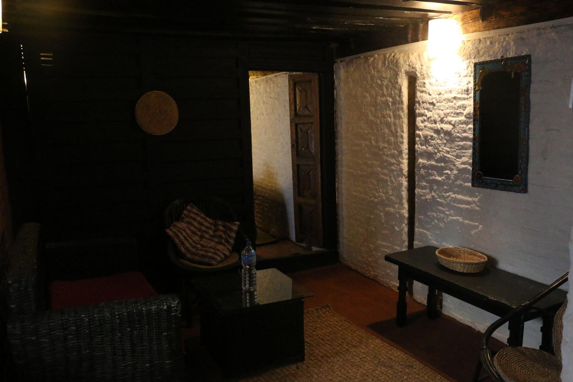 Set de Habitación Hira Guest House