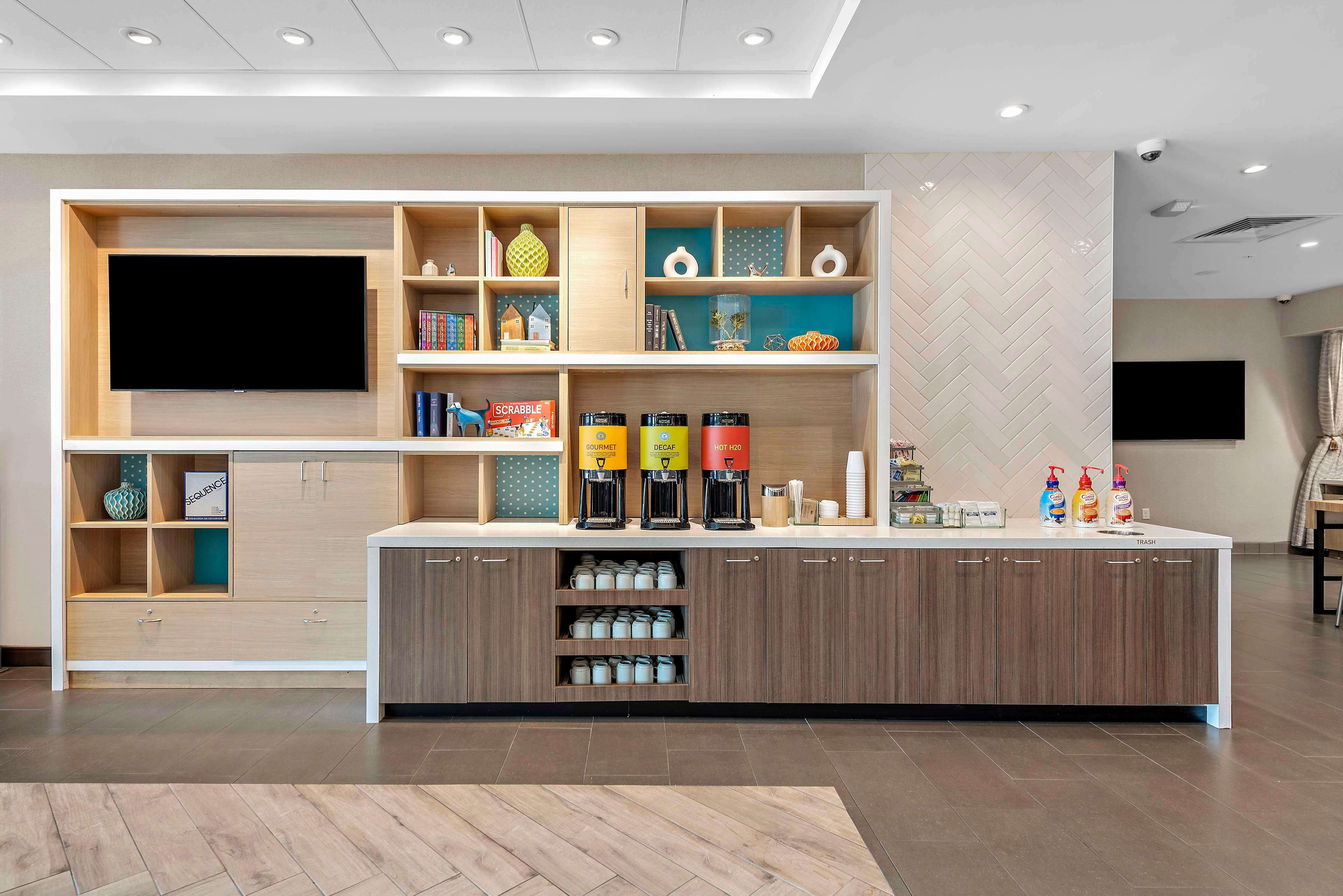Restaurant Home2 Suites by Hilton San Bernardino