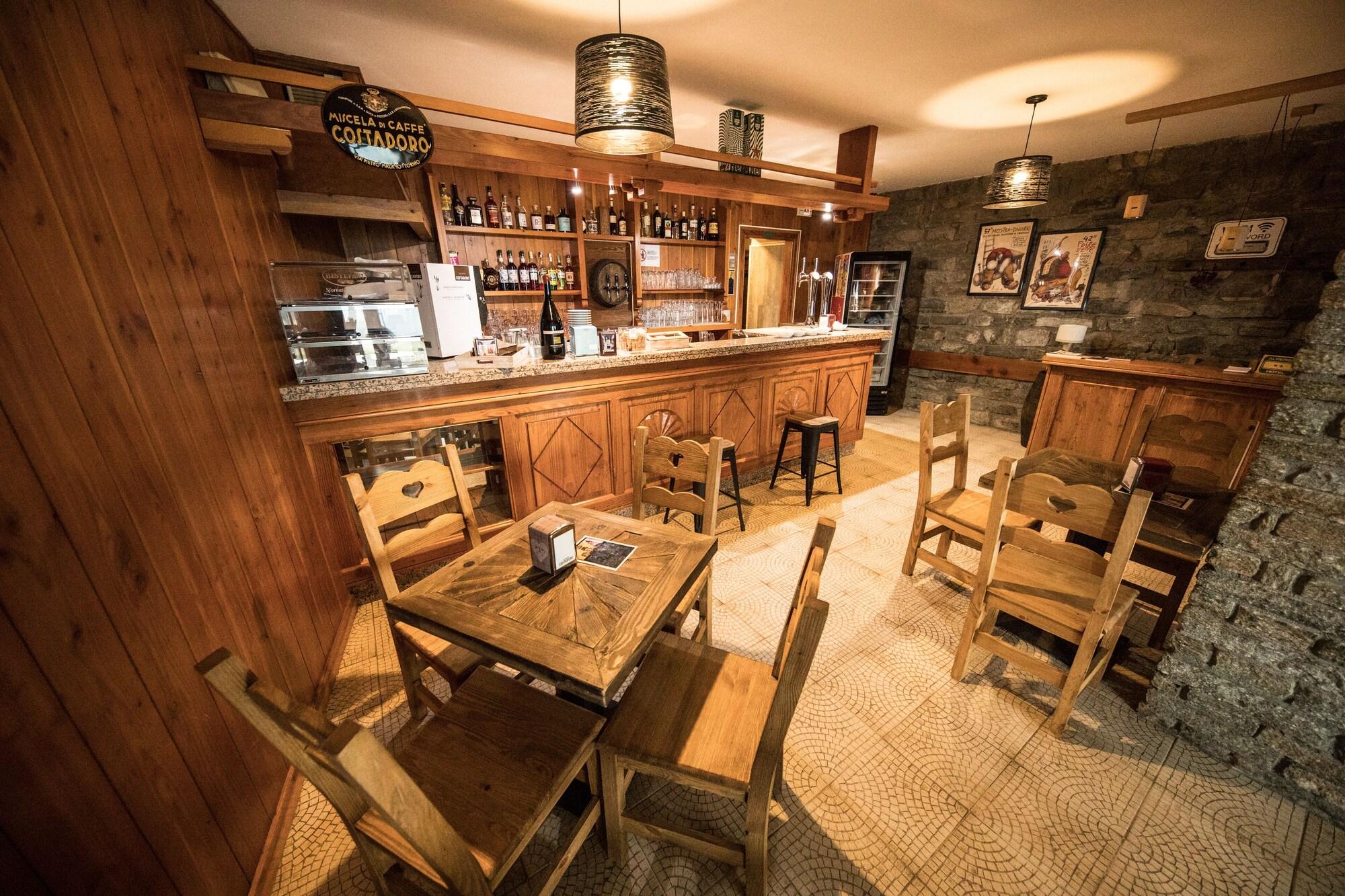 Bar/Salón Chalet Saint-Barthélemy Hotel