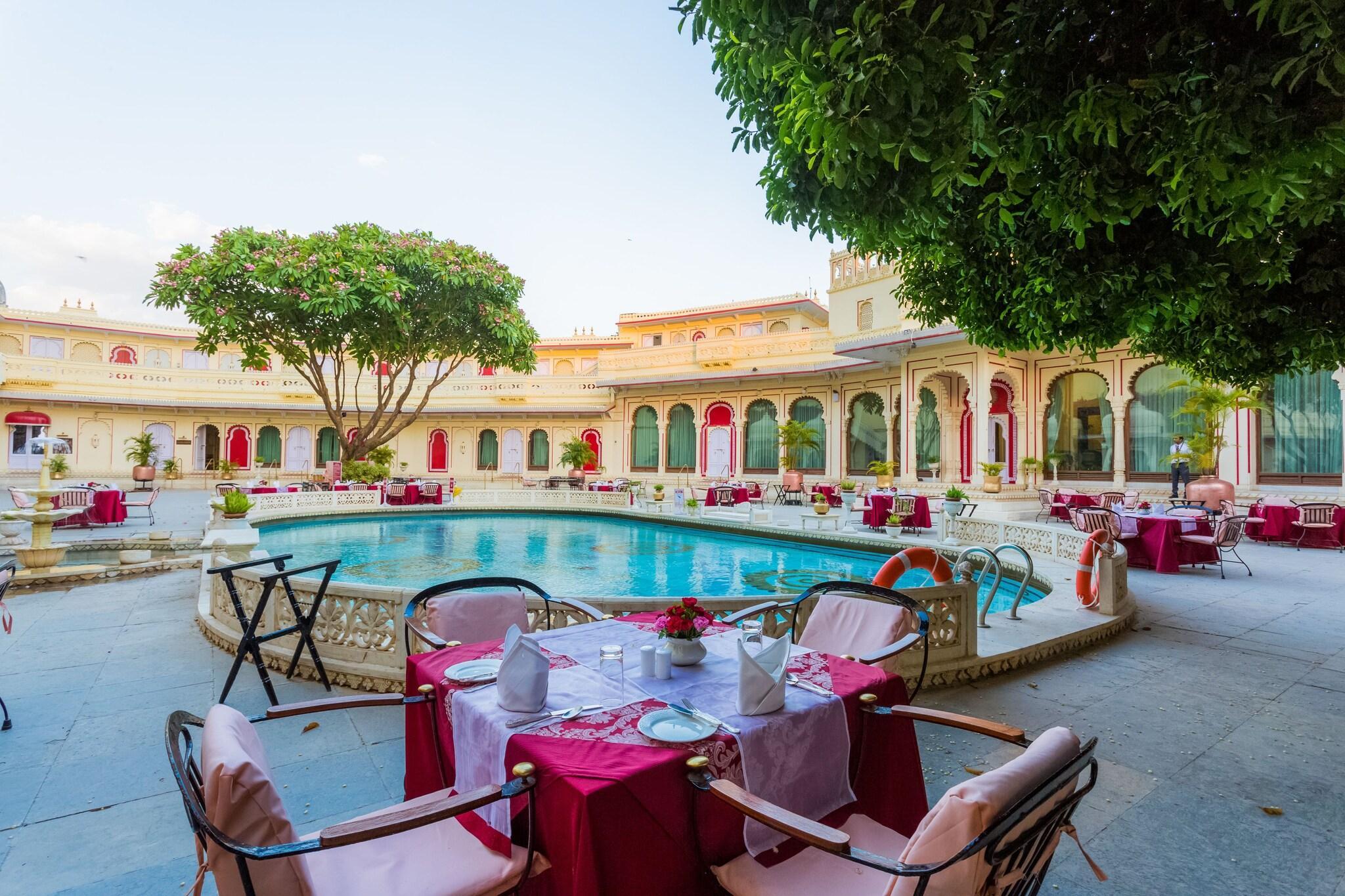 Restaurant Shiv Niwas Palace by HRH Group of Hotels