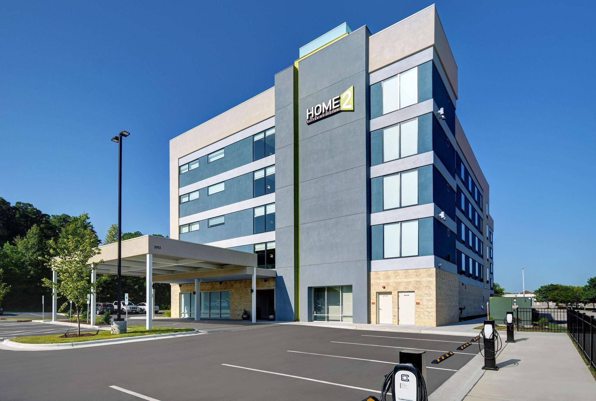 Vista Exterior Home2 Suites by Hilton Raleigh North I-540