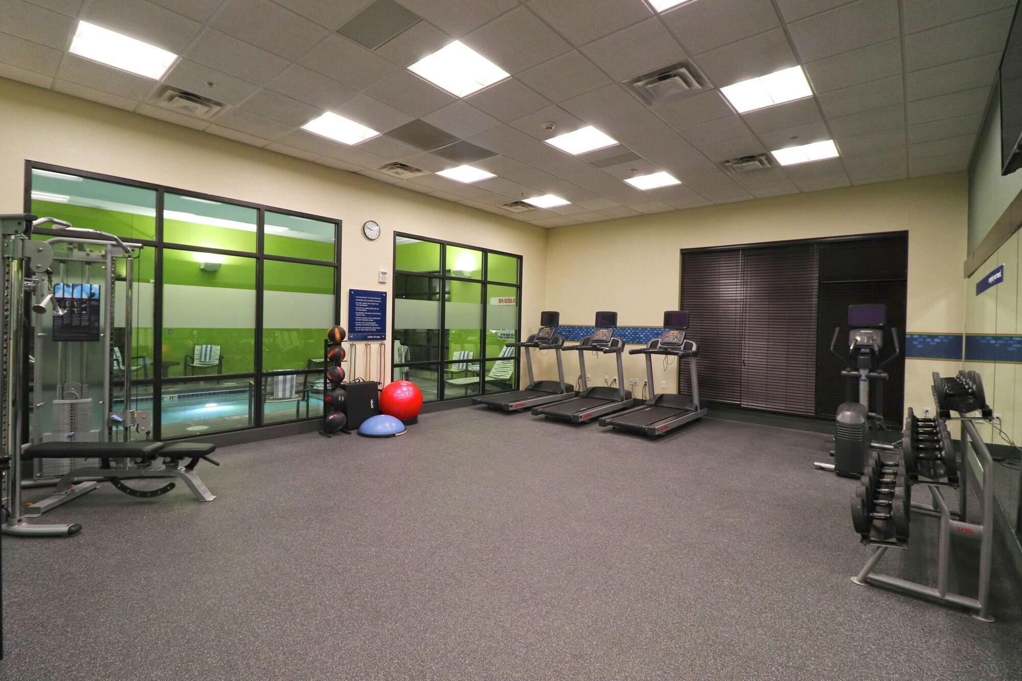 Gimnasio Hampton Inn Kearney