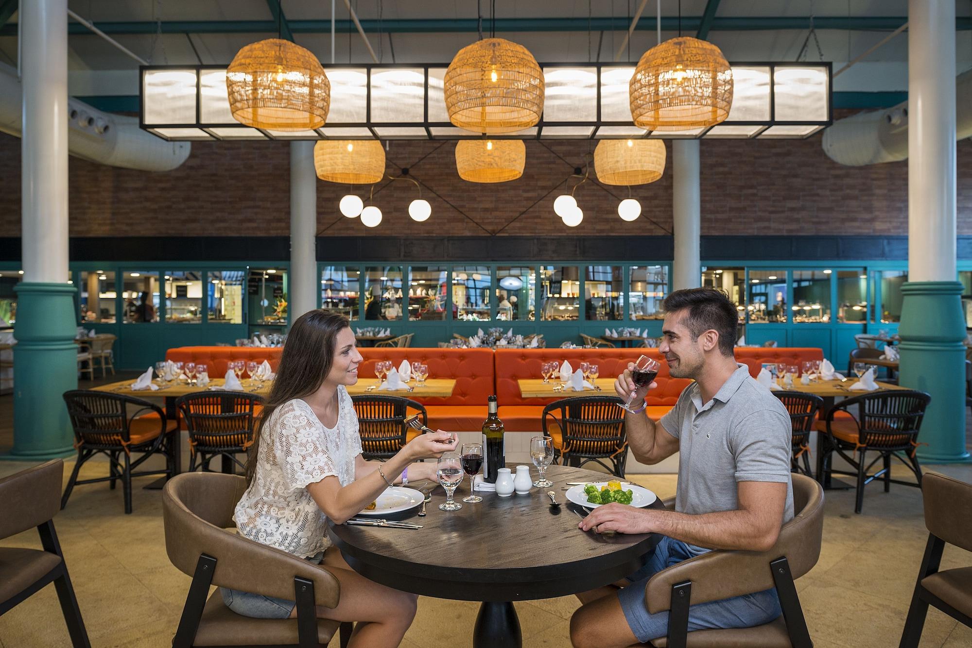 Restaurant El Beso Adults Only At Ocean El Faro - All Inclusive